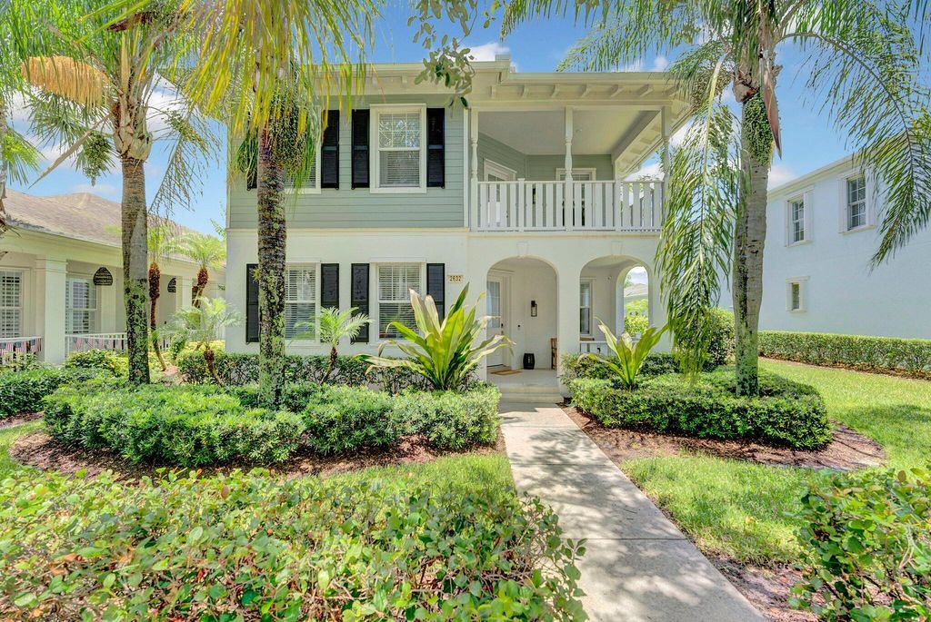 Photo of 2632 E Community Drive, Jupiter, FL 33458 (MLS # R11103309)