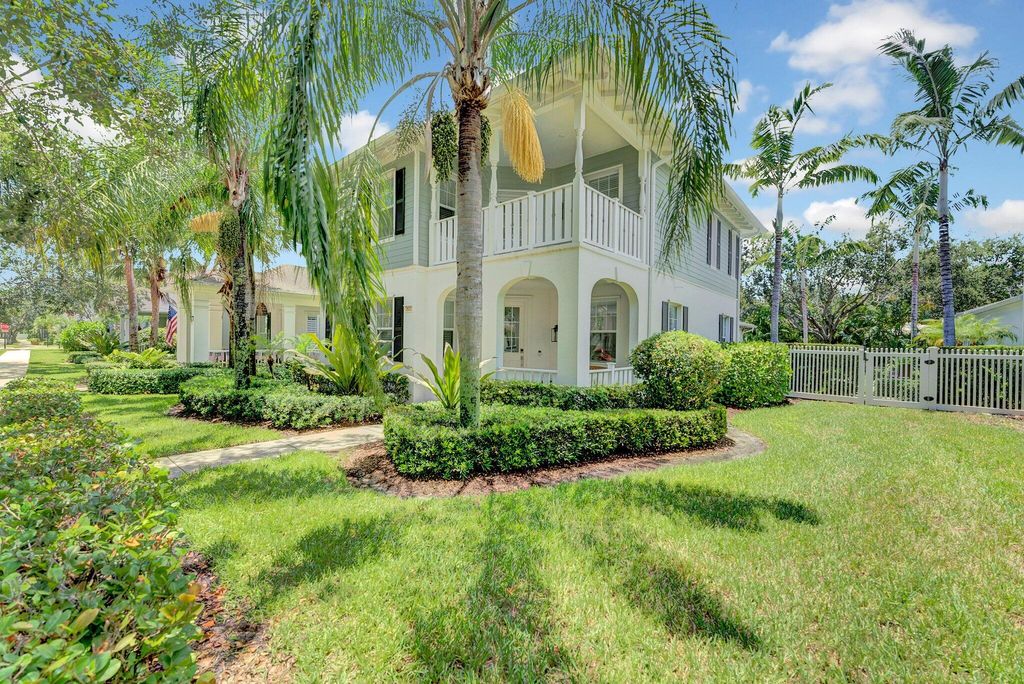 Photo of 2632 E Community Drive, Jupiter, FL 33458 (MLS # R11103309)