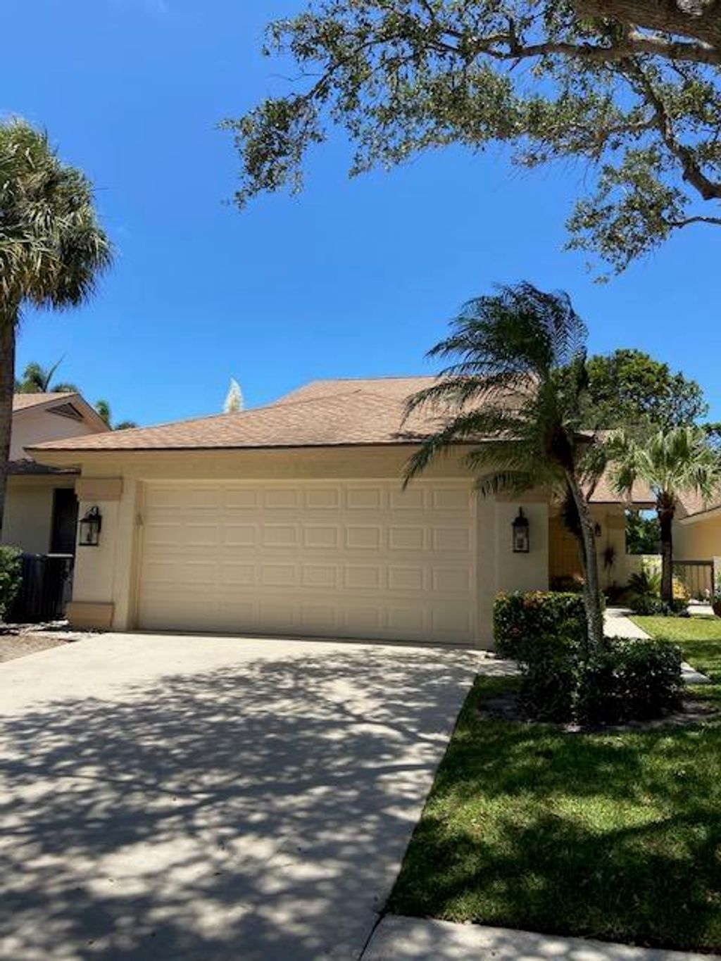 Photo of 125 Sand Pine Drive, Jupiter, FL 33477 (MLS # R10723136)