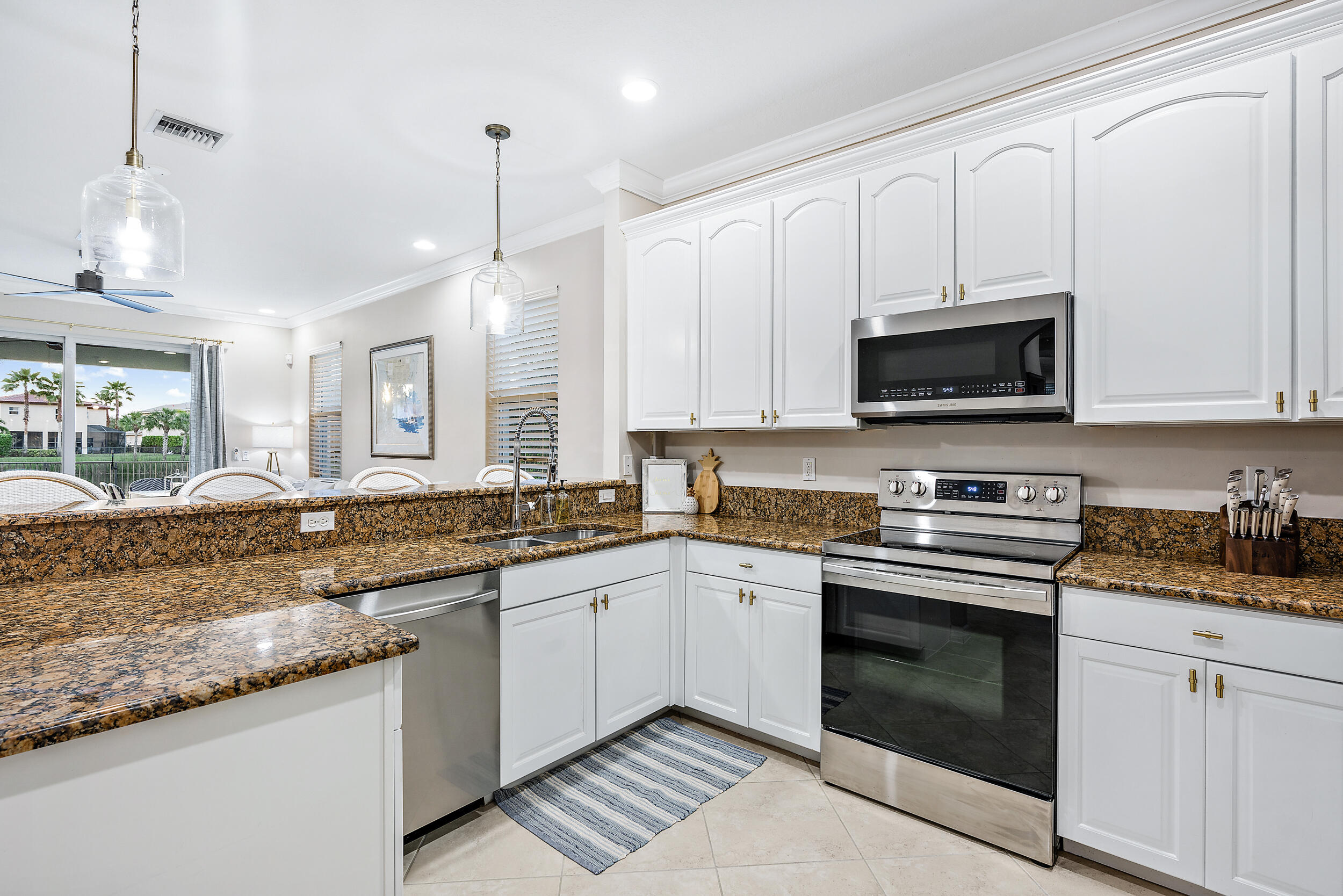 Rialto - Residential Lease