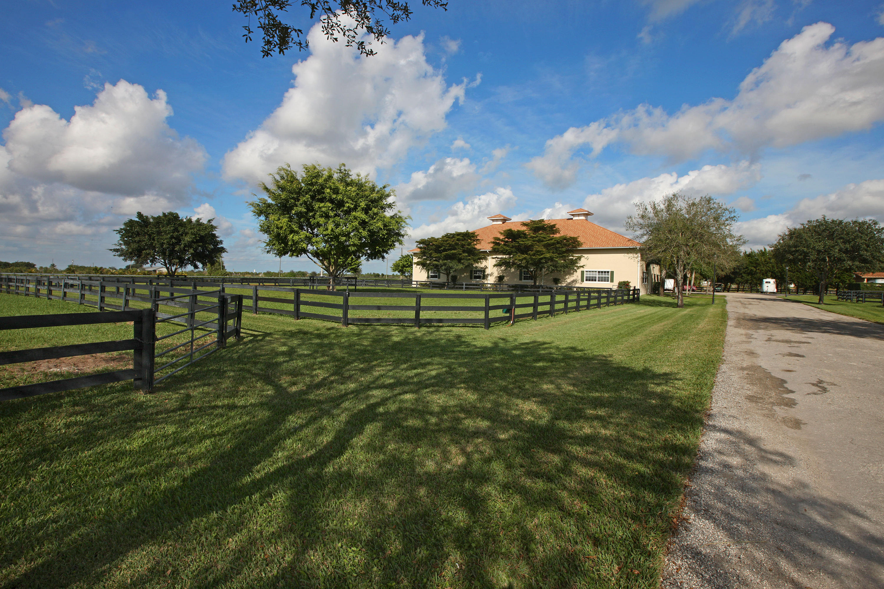 PALM BEACH POINT - Residential