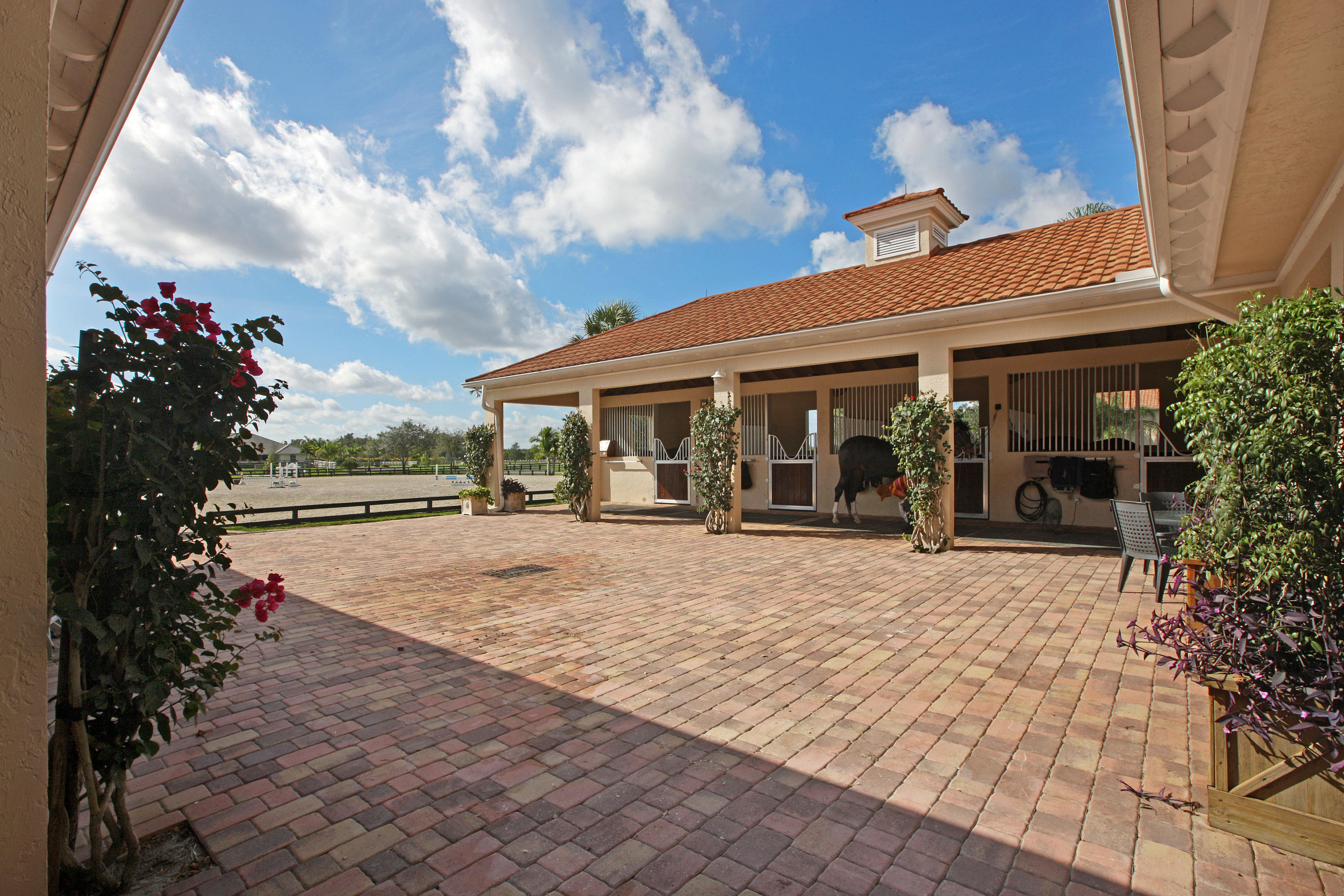 PALM BEACH POINT - Residential