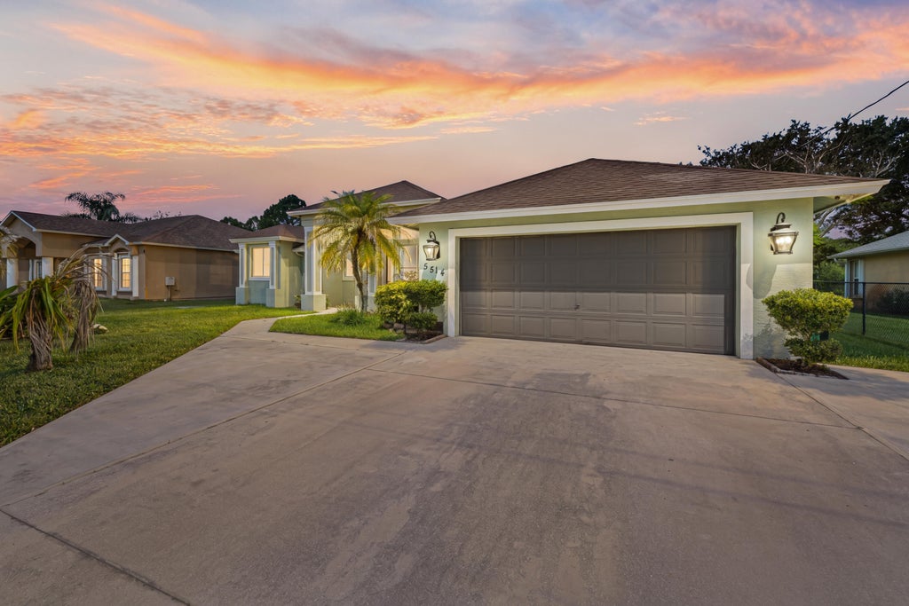 Photo of 5514 NW West Lundy Circle, Port Saint Lucie, FL 34986 (MLS # B26037922)