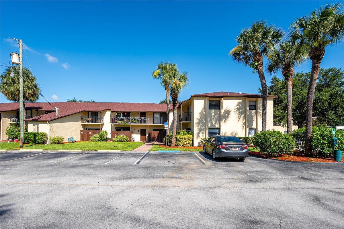 ISLAND HOUSE CONDOMINIUM PHASE III (BLDG VIII) - Residential