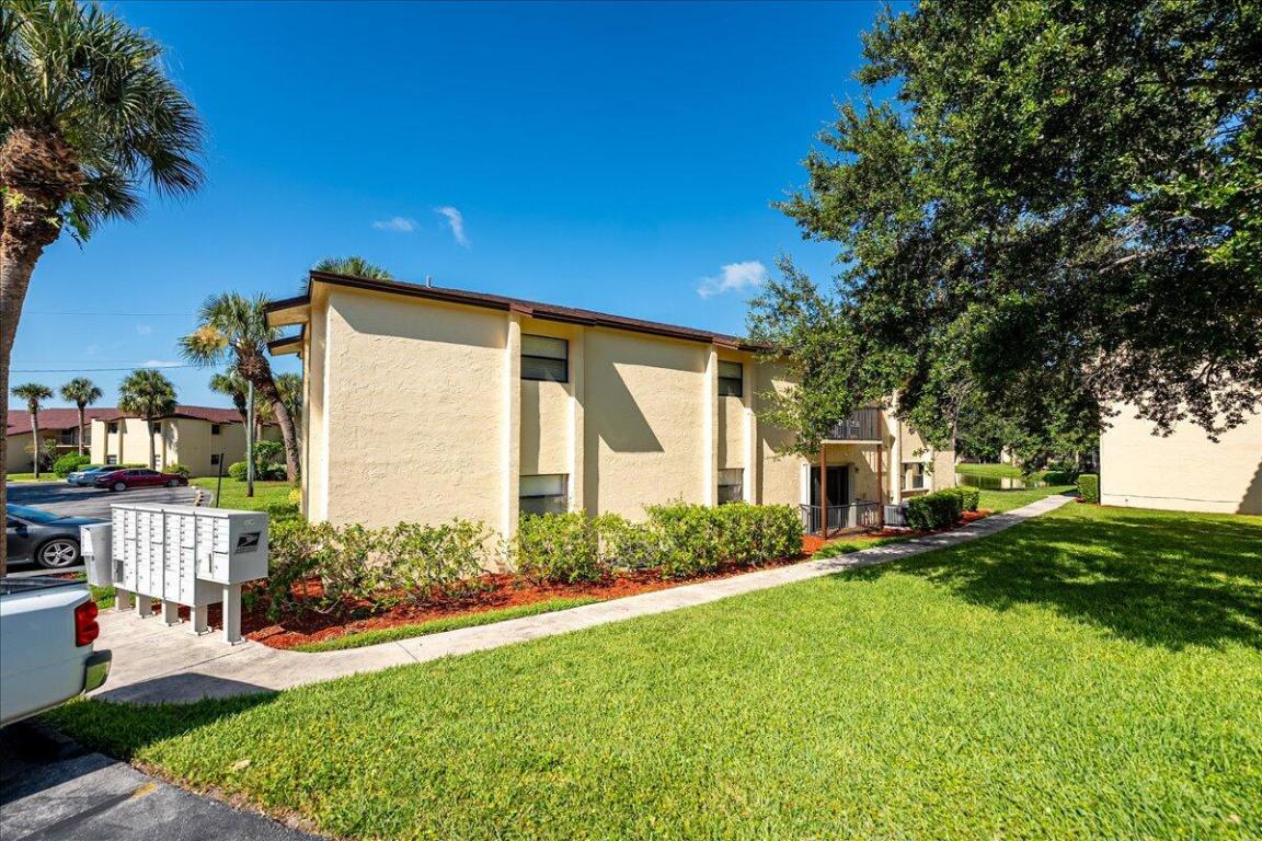 ISLAND HOUSE CONDOMINIUM PHASE III (BLDG VIII) - Residential