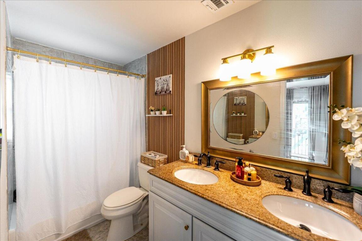 ISLAND HOUSE CONDOMINIUM PHASE III (BLDG VIII) - Residential