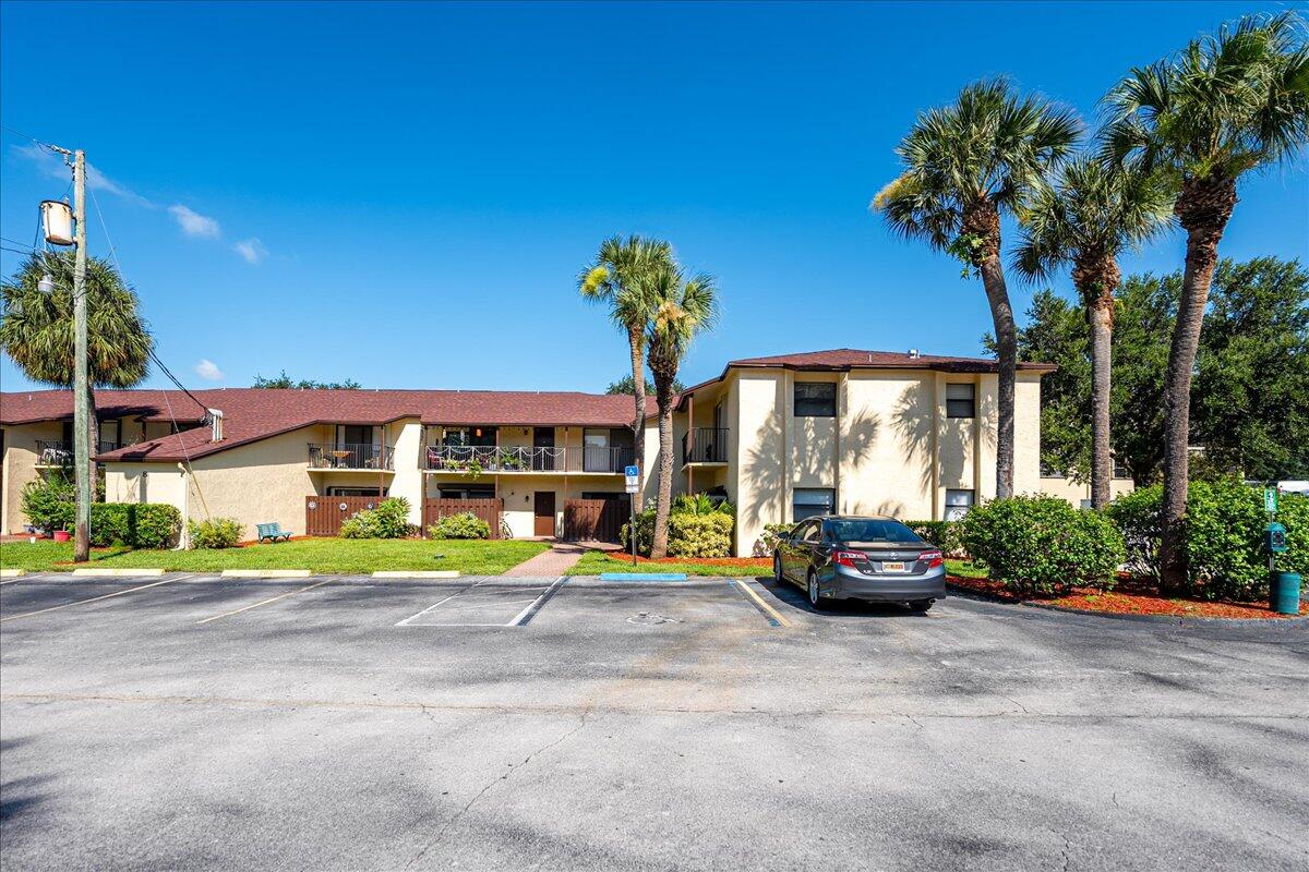 Renovated 2 bedroom, 1.5 bathroom condo in the desirable gated community of Island House. Investor Friendly, No age restrictions and immediate rental potential. HOA includes cable, water, sewer, lawn care, pest control, roof maintenance, exterior insurance, and pool service. Located minutes from shopping, dining, medical facilities, schools, Fort Pierce Inlet, and Atlantic beaches with free parking