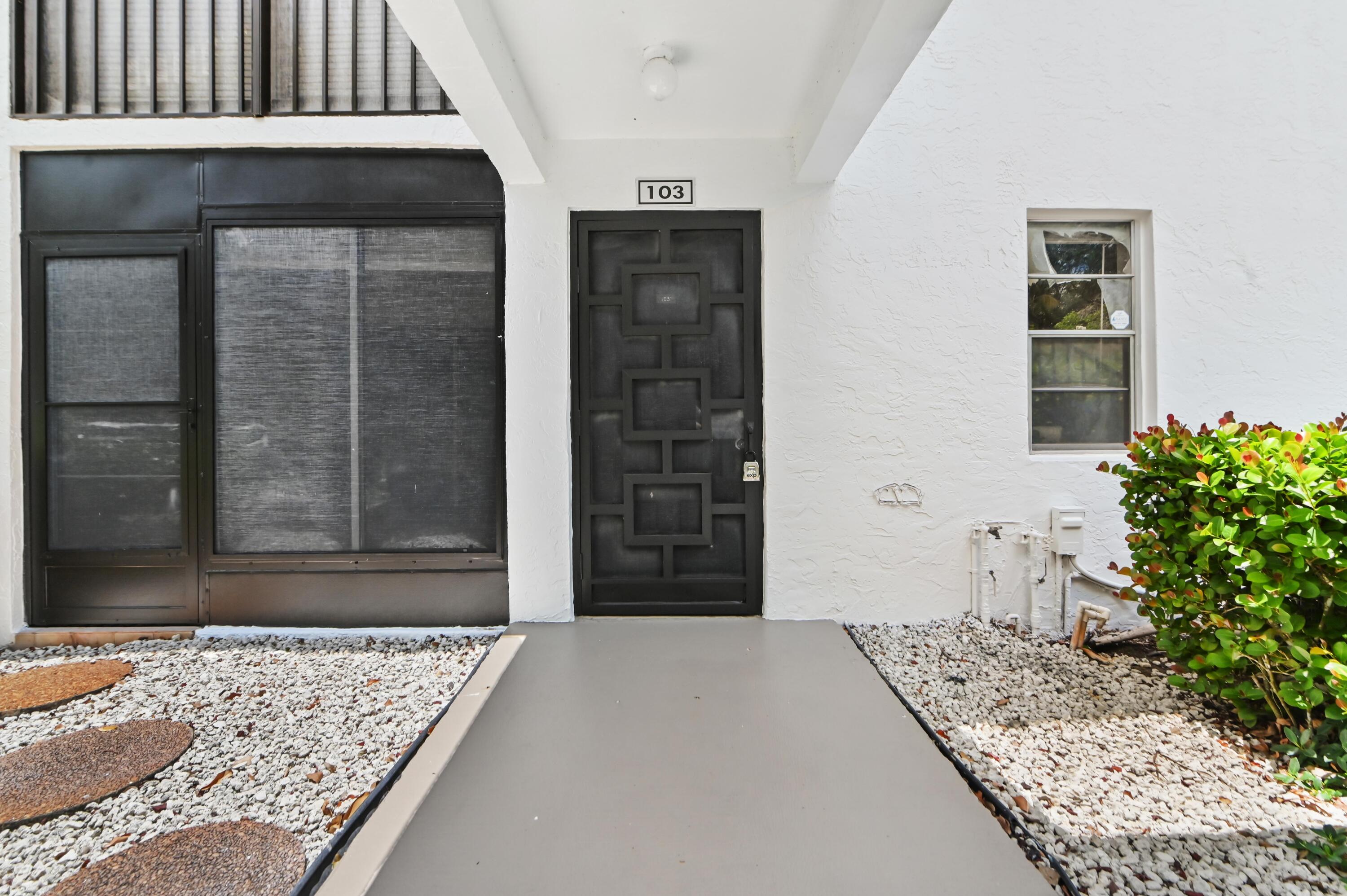 6586 Southurst Terrace 103