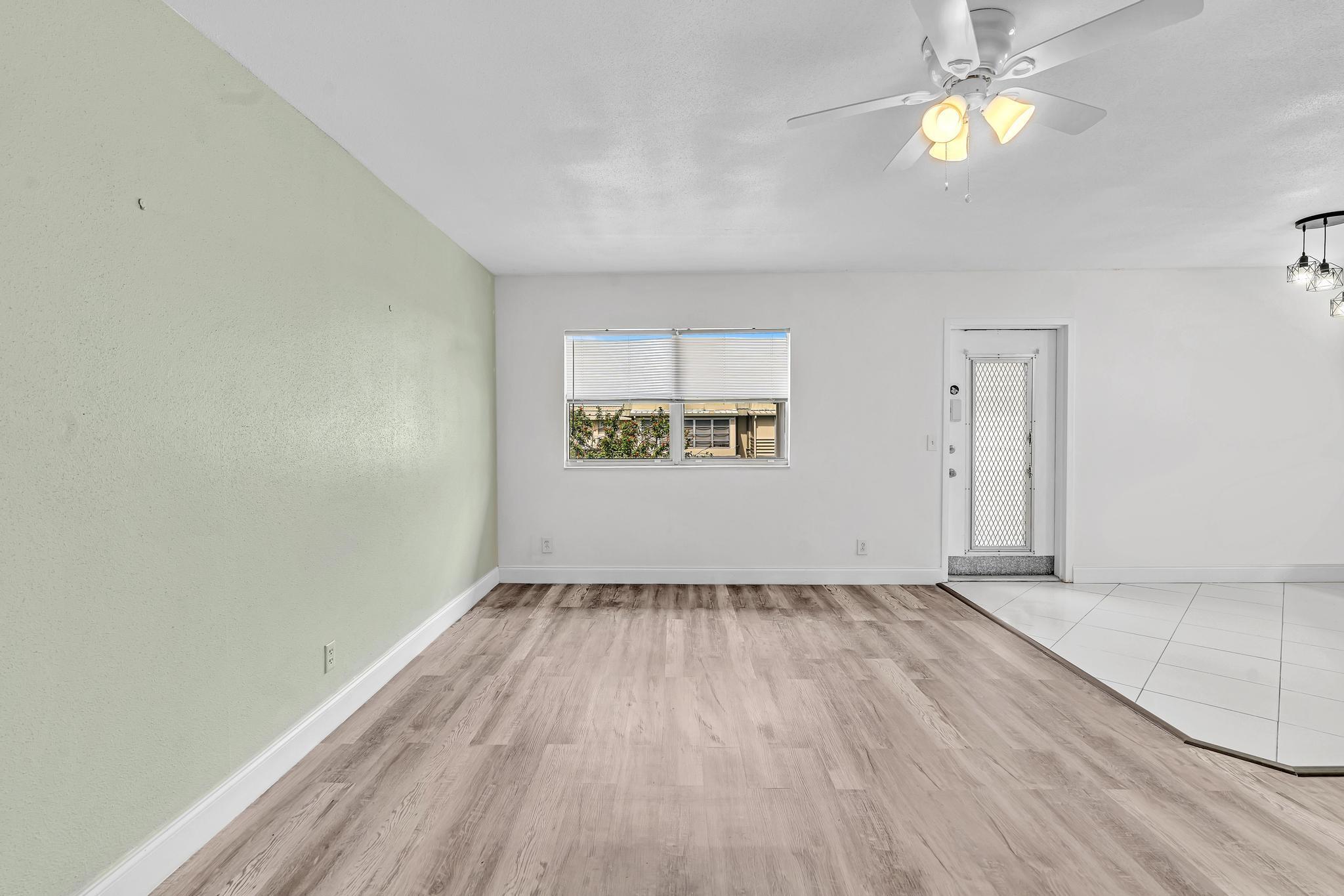 KINGS POINT FLANDERS COND - Residential Lease