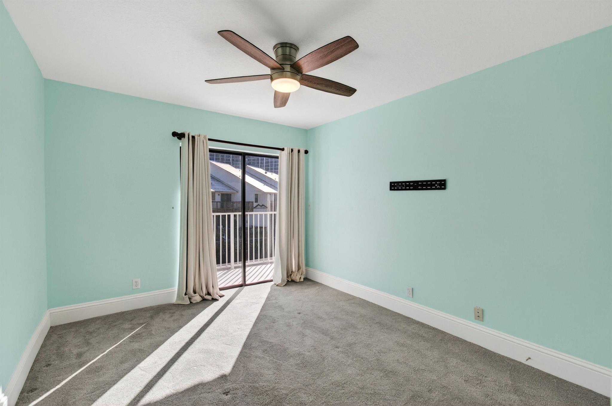 DELRAY-BY-THE-SEA - Residential