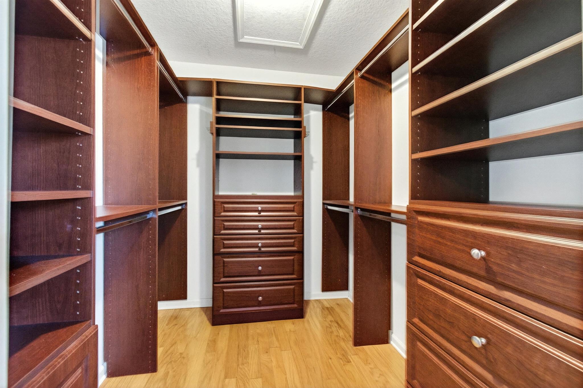 DELRAY-BY-THE-SEA - Residential