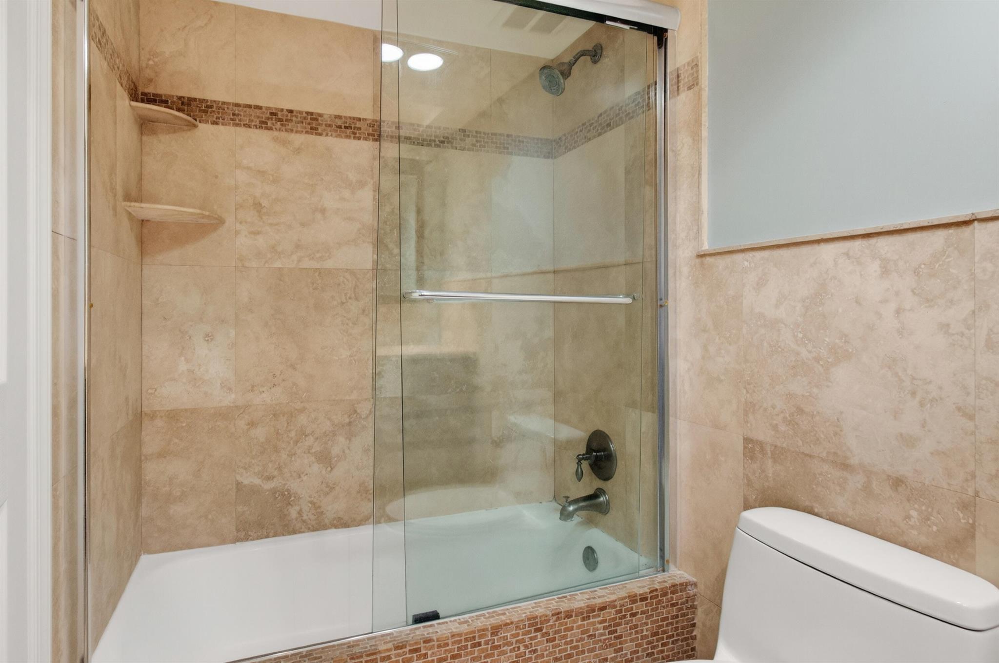 DELRAY-BY-THE-SEA - Residential