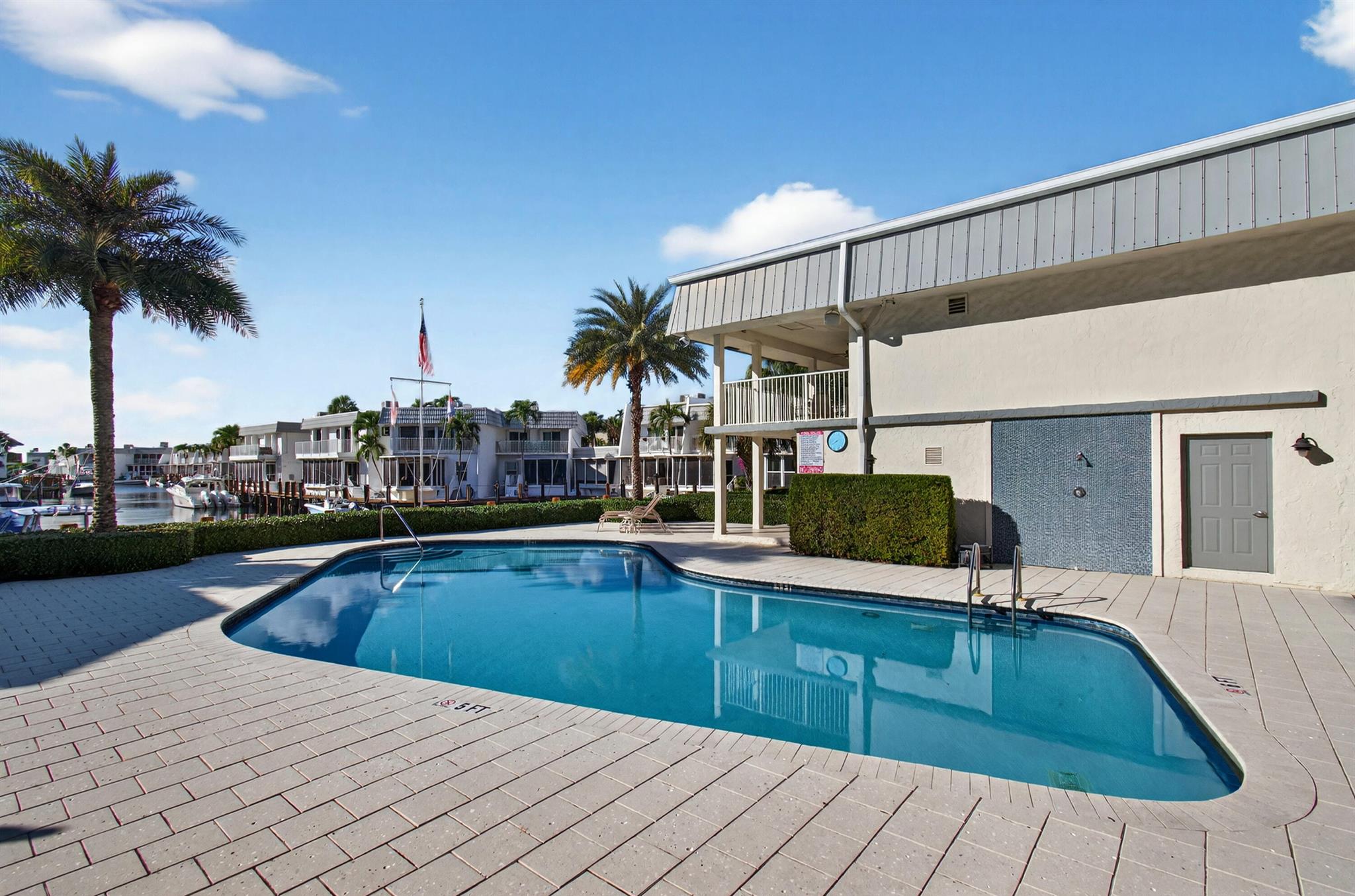 DELRAY-BY-THE-SEA - Residential