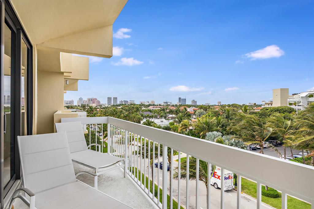 THREE THIRTY OCEAN CONDO - Residential