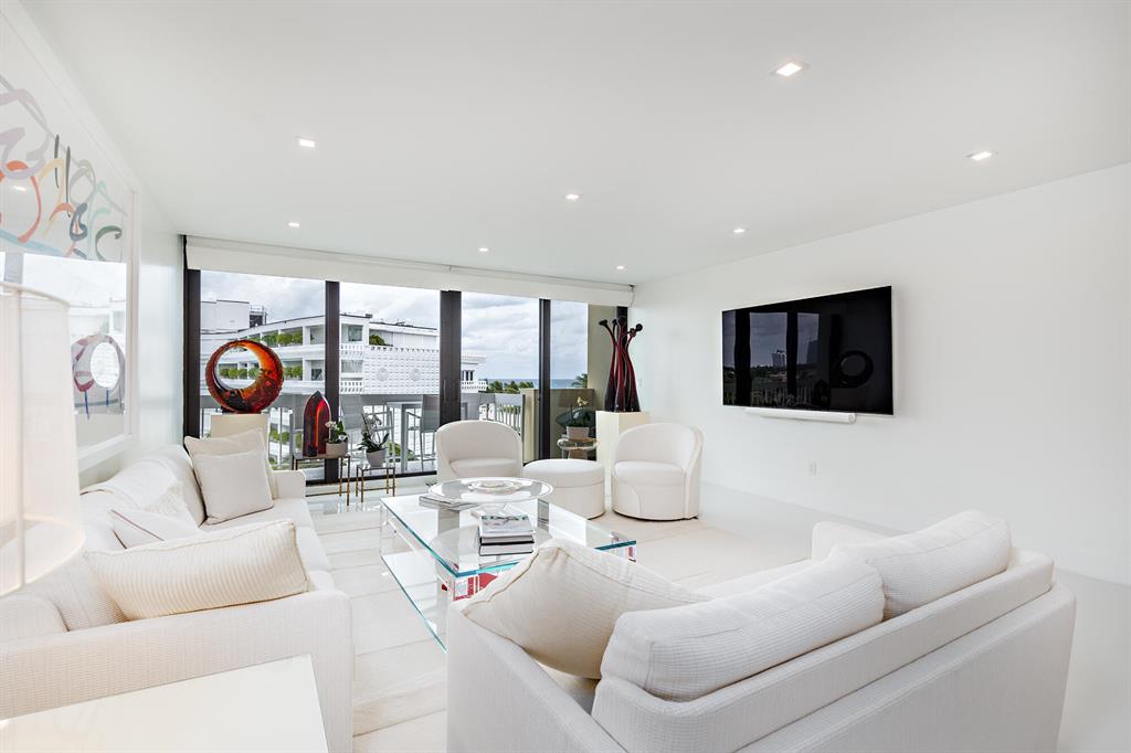 THREE THIRTY OCEAN CONDO - Residential