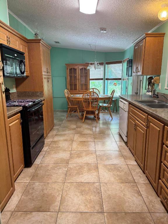 Spanish Lakes Country Club Village - Residential