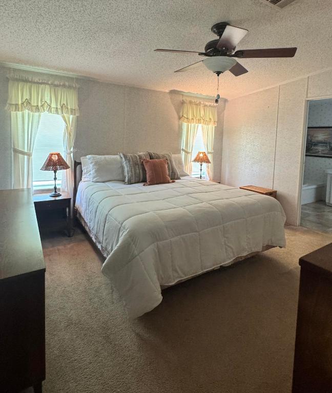 Spanish Lakes Country Club Village - Residential