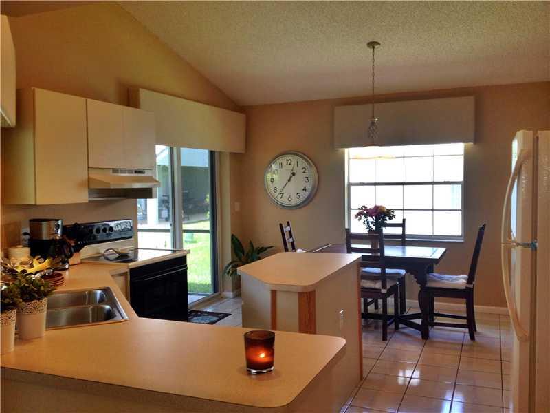 PINE RIDGE VILLAS - Residential