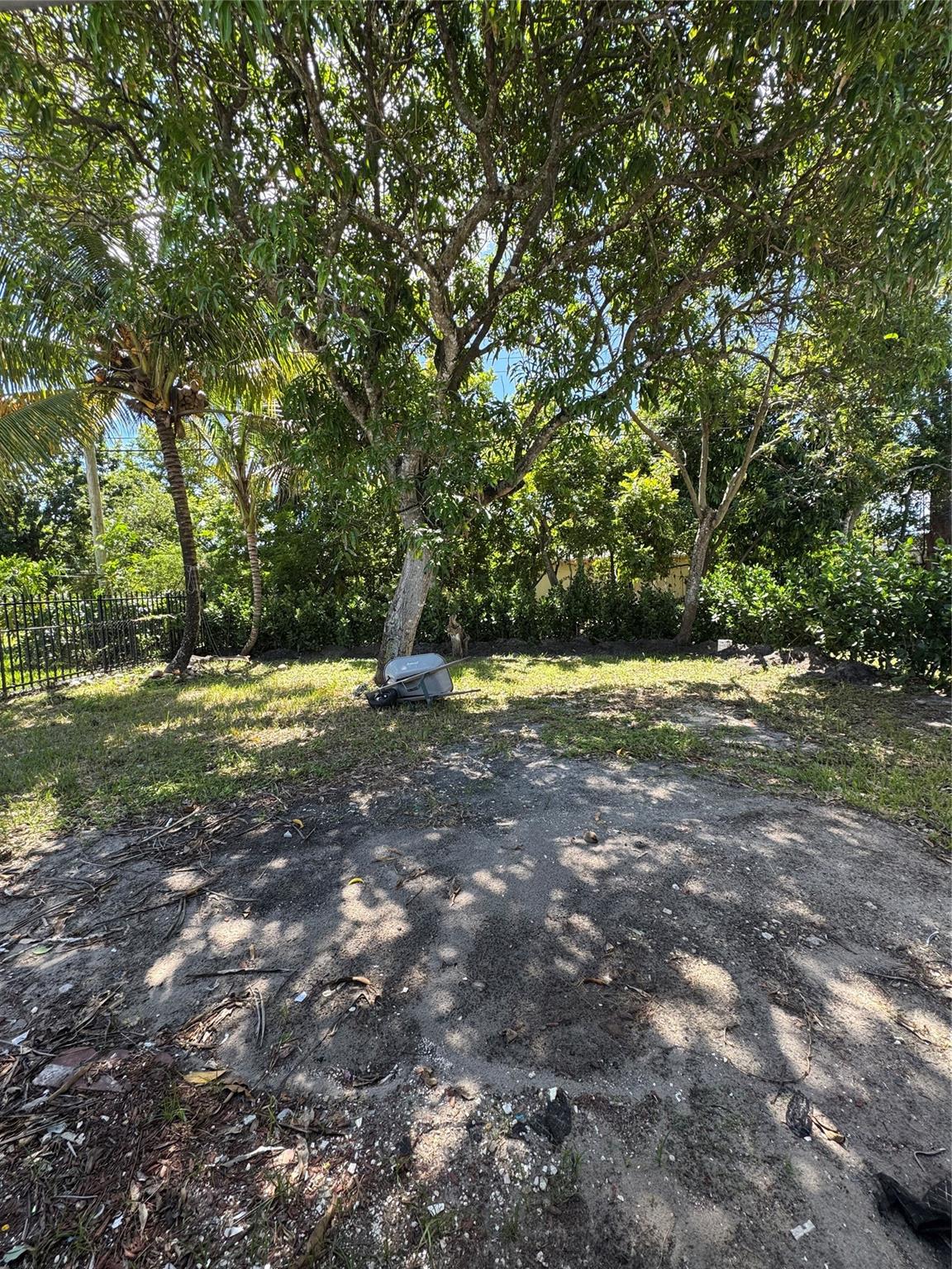 Norwood 6th Add Sec 01 - Residential Lease