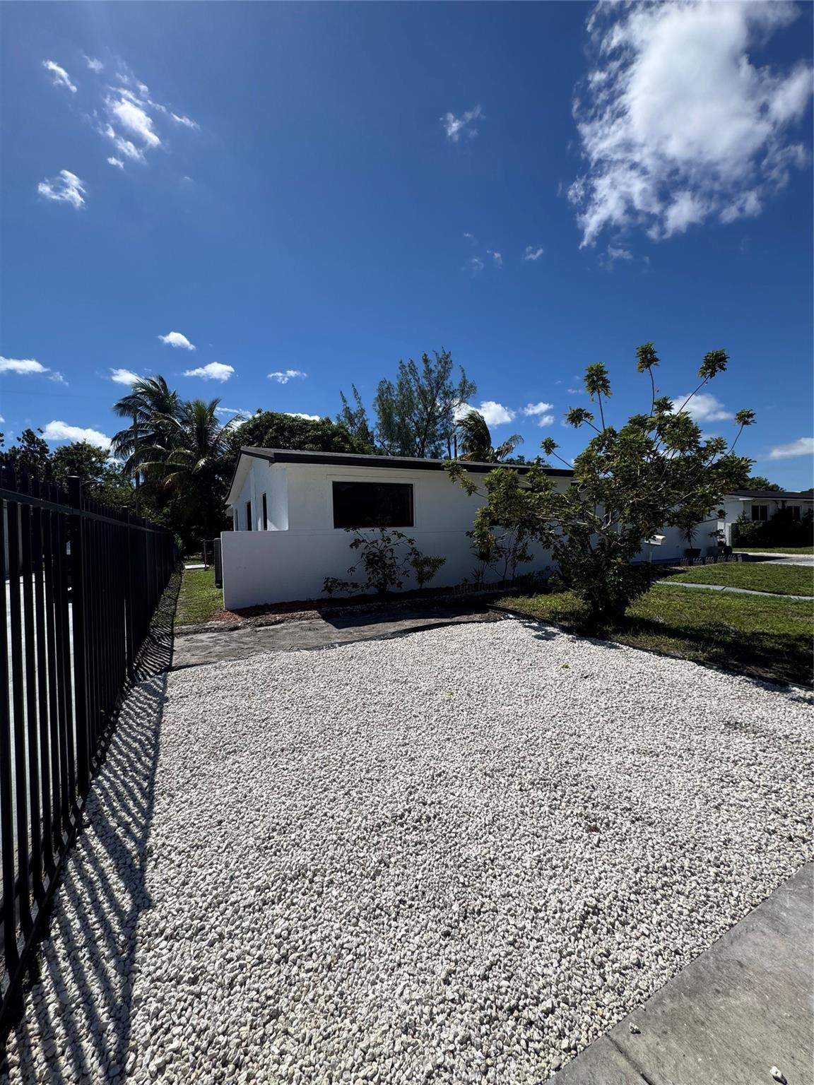 Norwood 6th Add Sec 01 - Residential Lease