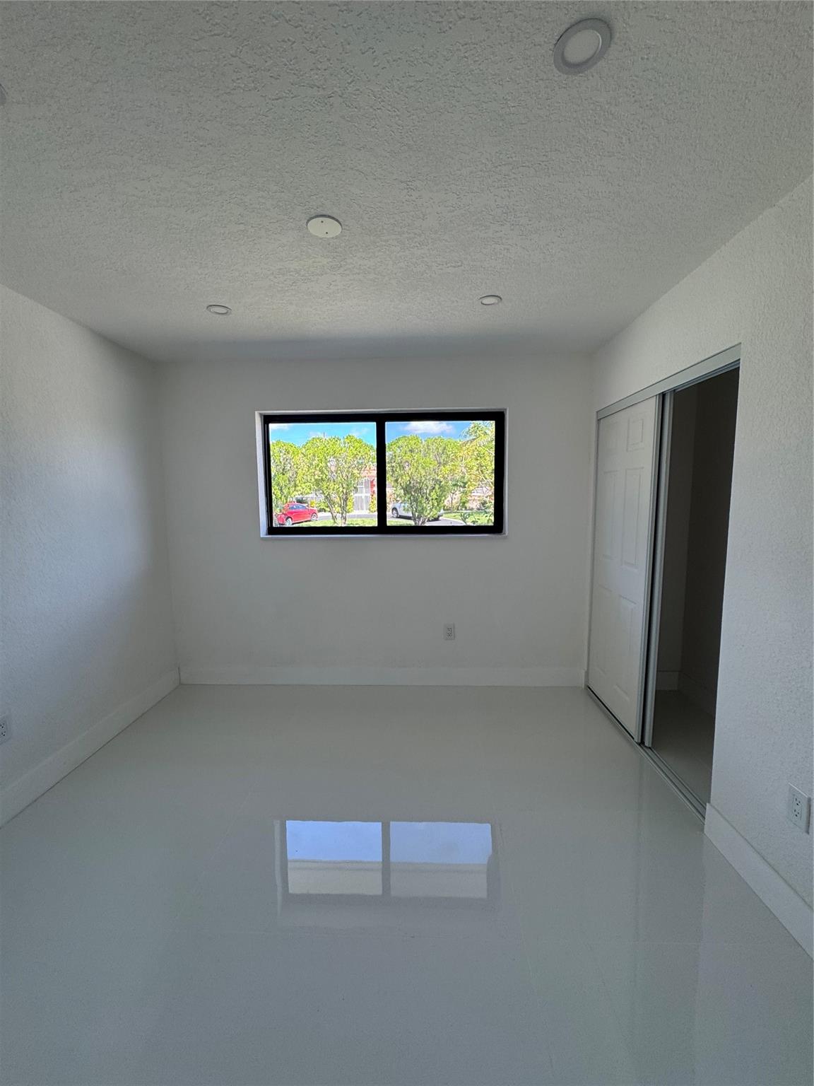 Norwood 6th Add Sec 01 - Residential Lease
