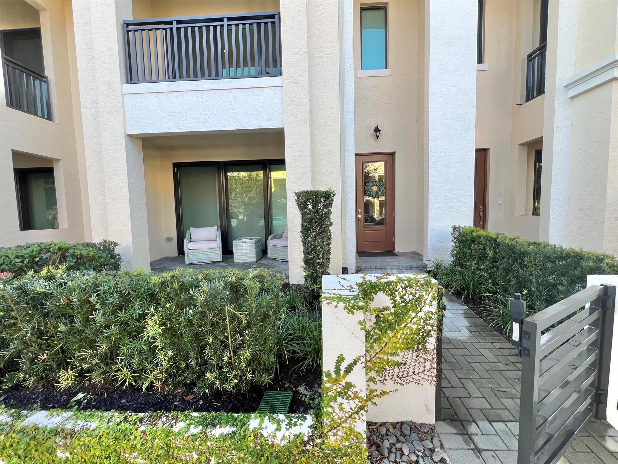 Meticulously maintained, semi furnished townhouse in the highly desirable Alton neighborhood. This beautiful property, completed in 2023 has a superb location with easy access to beaches, highways, multiple schools and hospitals. Over 2,800 sq ft of living area, to include 3 bedrooms, 3 full baths and one half bath. The Alton Community offers a resort style feel to include an oversized pool, tennis courts, pickleball courts, fitness facility, basketball and sand volleyball. This unit is close to the dog park and children's park.