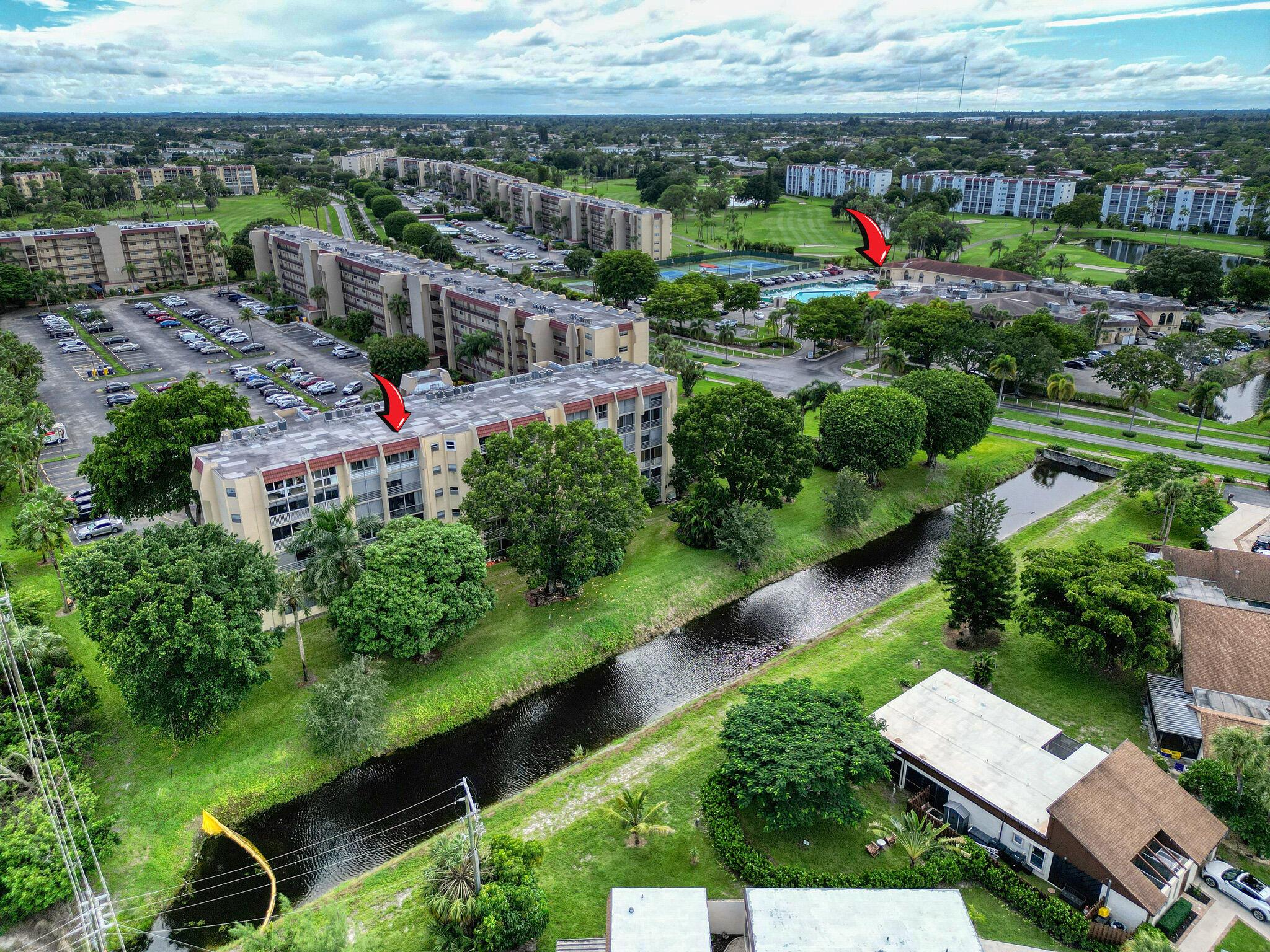 POINCIANA PLACE CONDO 1,2 - Residential