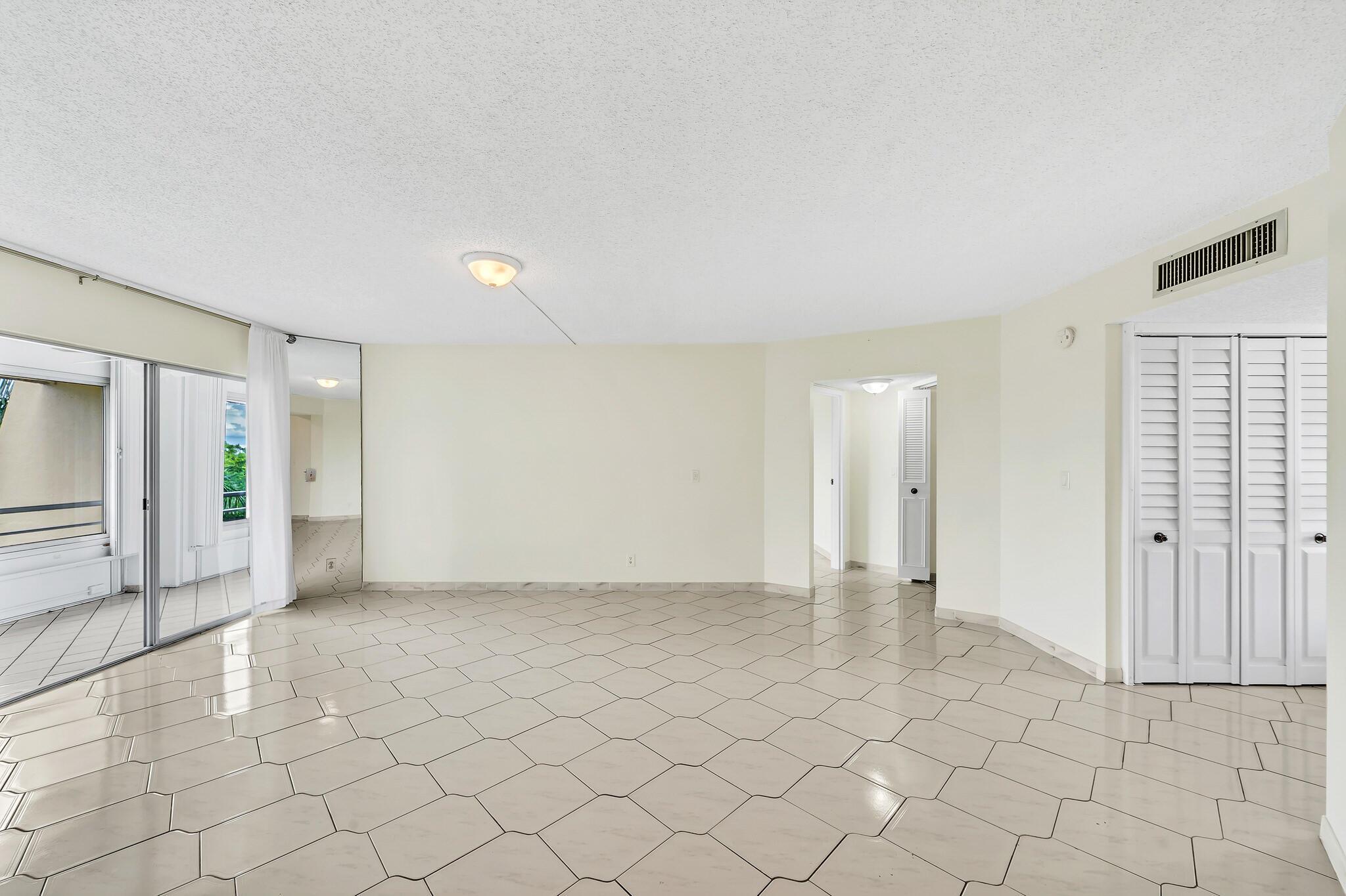 POINCIANA PLACE CONDO 1,2 - Residential