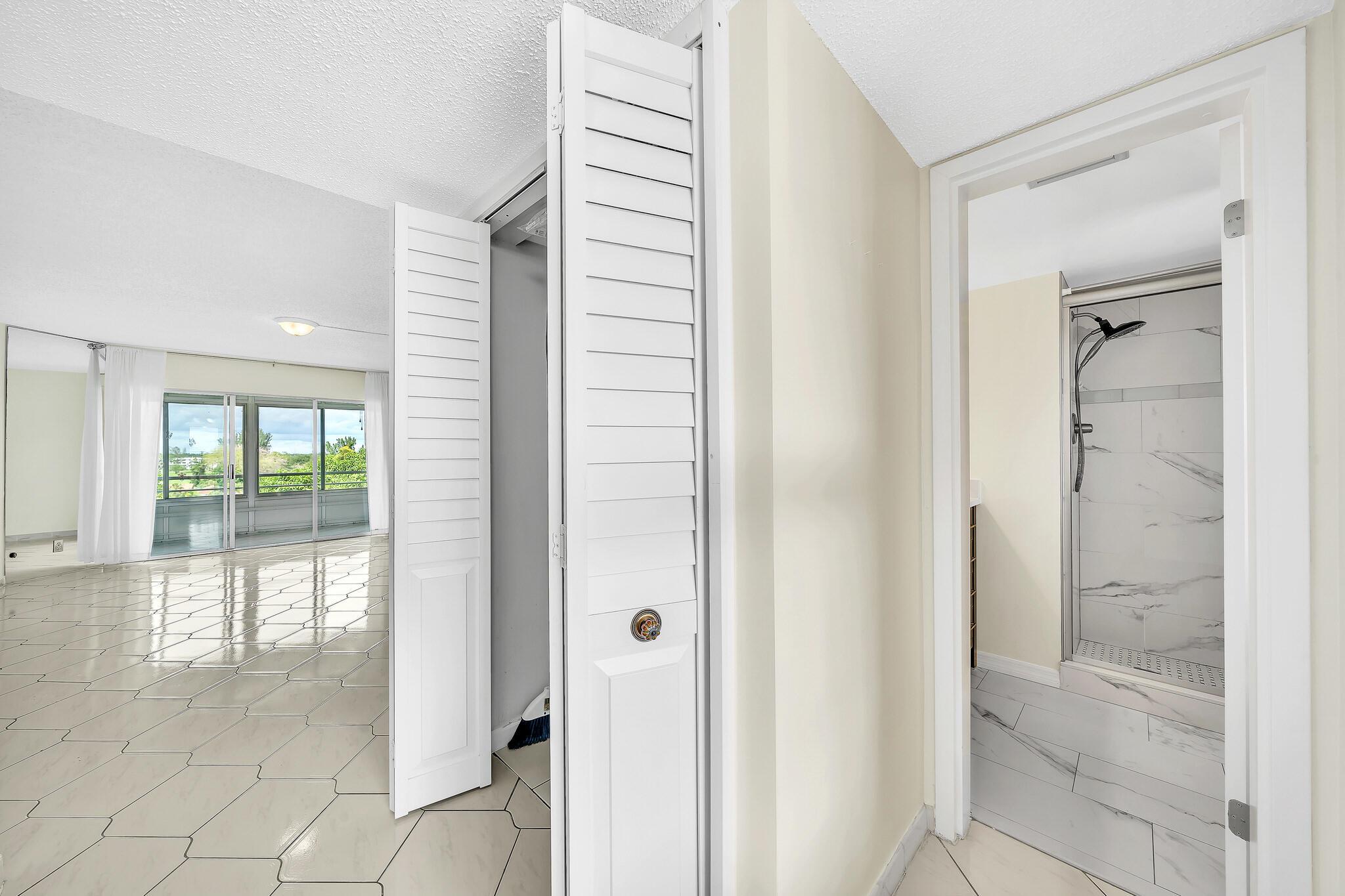 POINCIANA PLACE CONDO 1,2 - Residential
