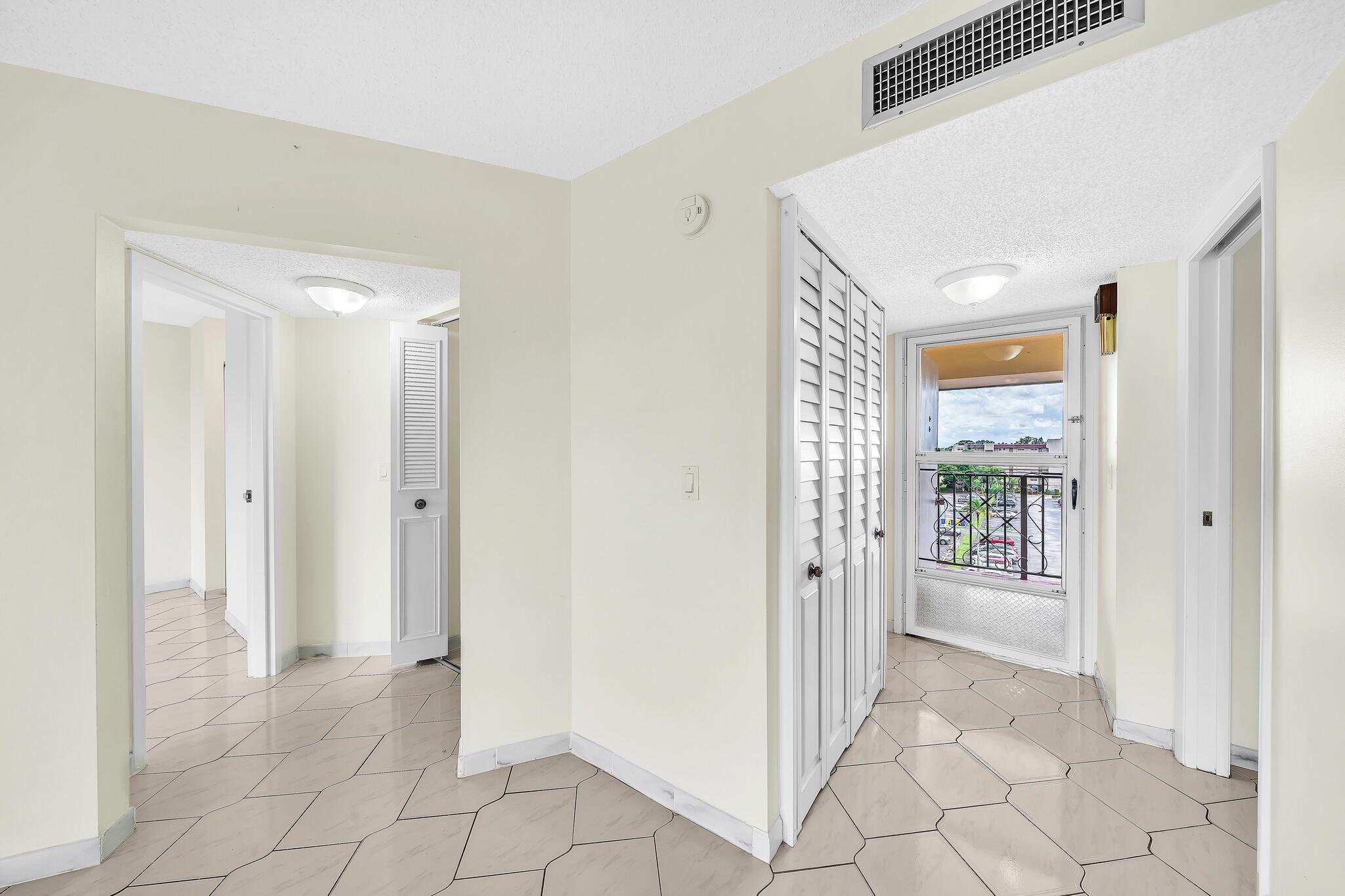 POINCIANA PLACE CONDO 1,2 - Residential