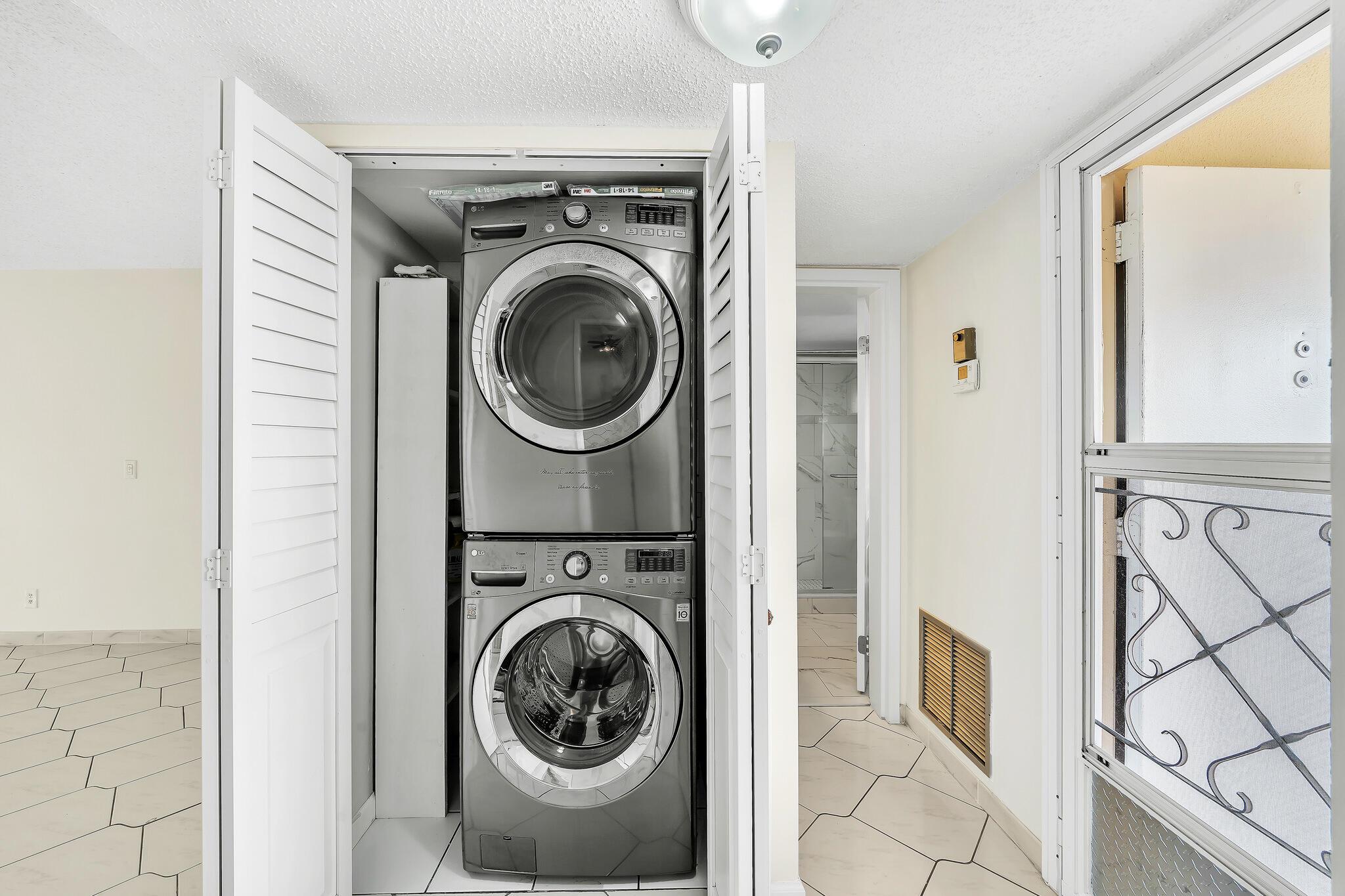 POINCIANA PLACE CONDO 1,2 - Residential