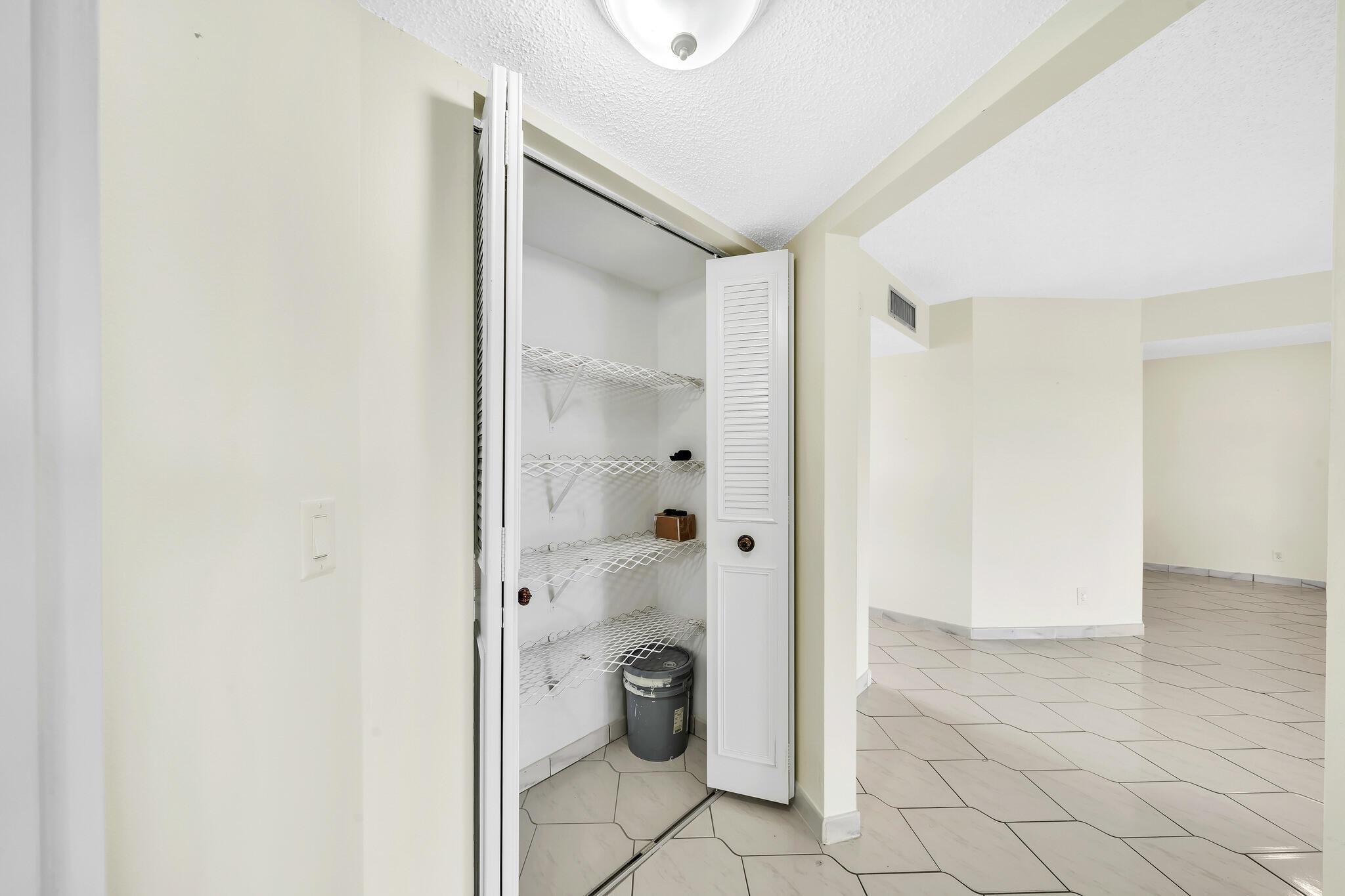 POINCIANA PLACE CONDO 1,2 - Residential
