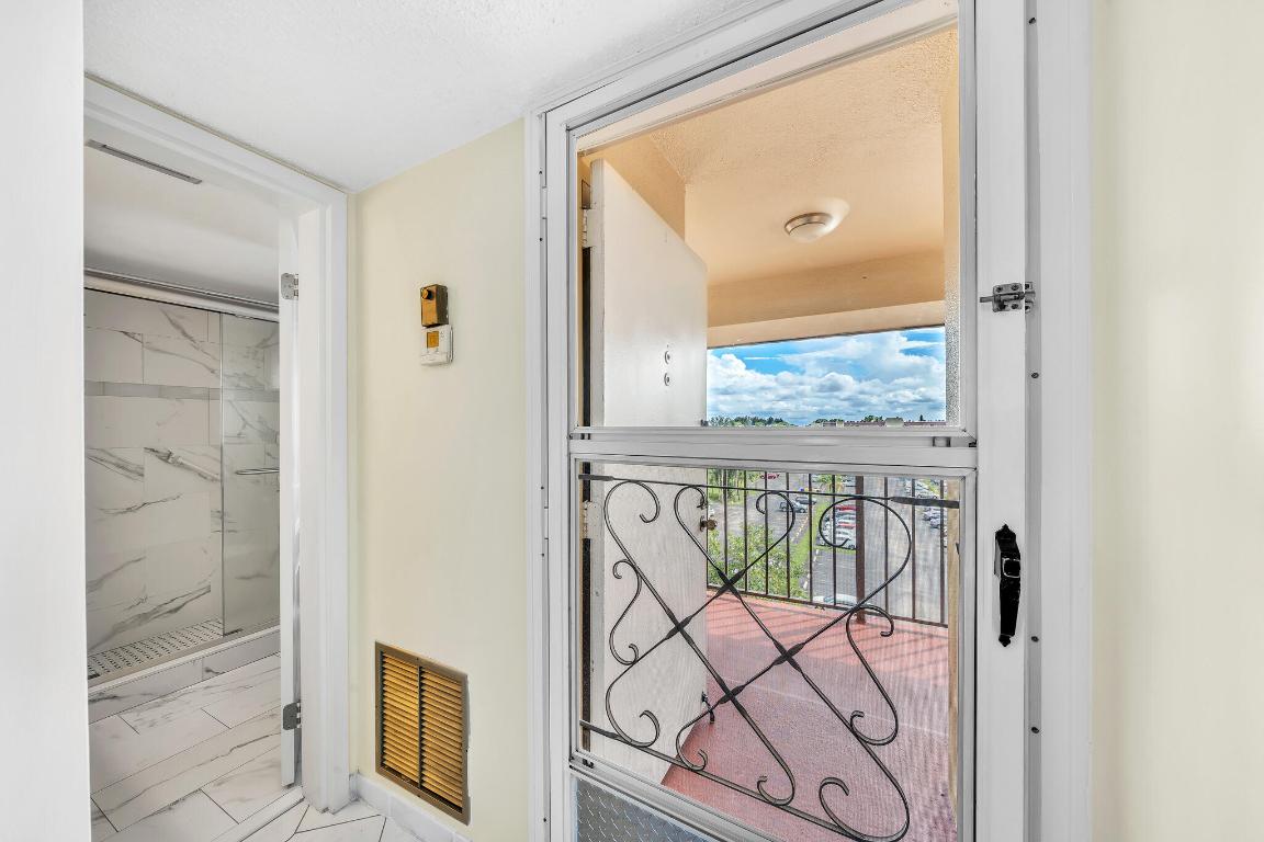 POINCIANA PLACE CONDO 1,2,8 AND 9 - Residential