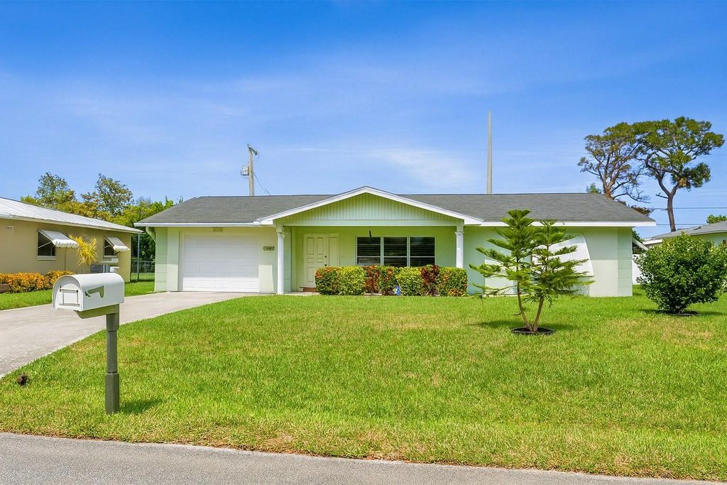 Photo of 213 E Arbor Avenue, Port Saint Lucie, FL 34952 (MLS # F10527590)