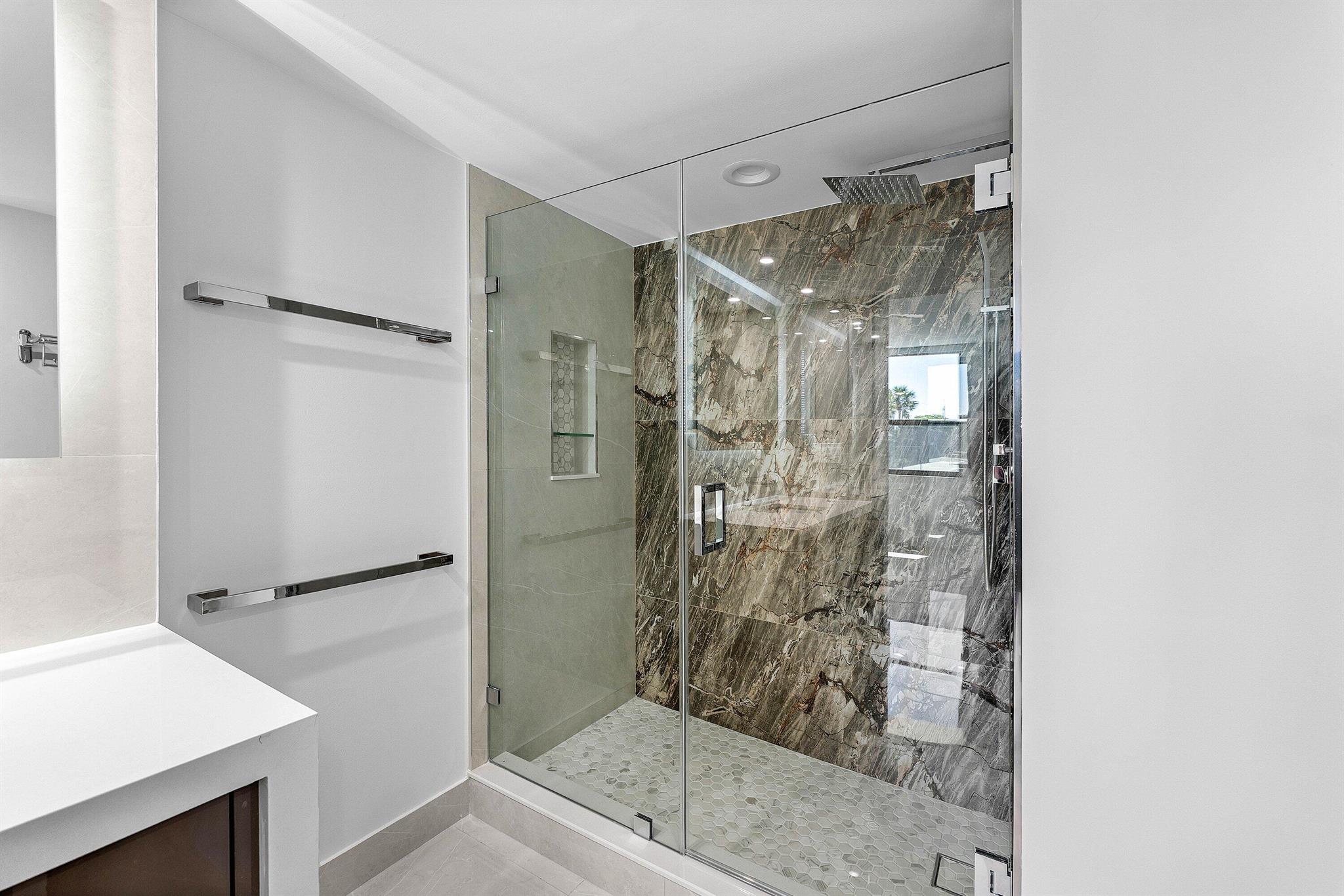 DUNES TOWERS CONDO - Residential