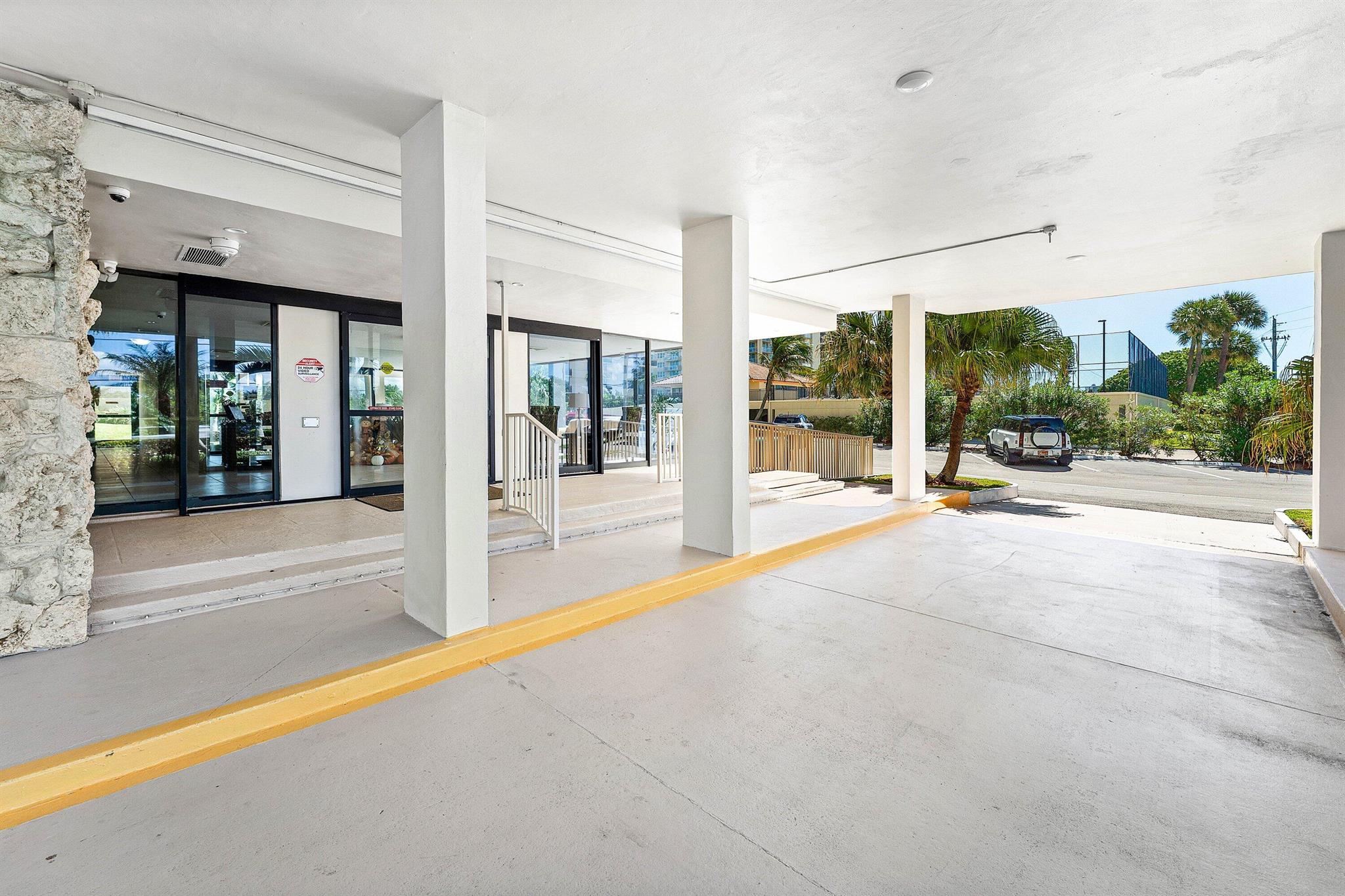 DUNES TOWERS CONDO - Residential