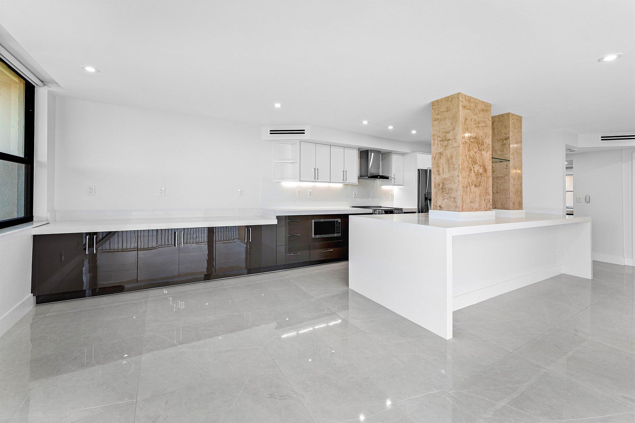 DUNES TOWERS CONDO - Residential