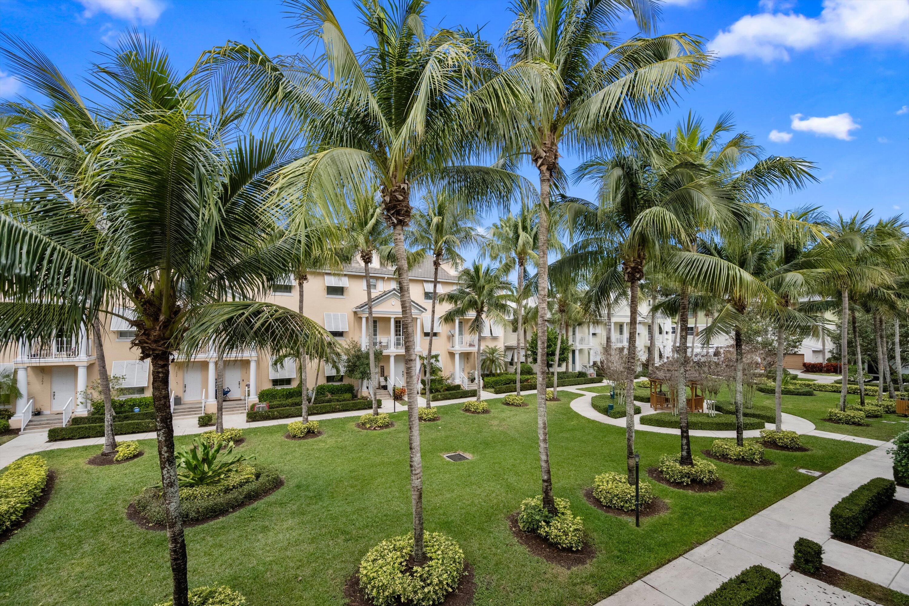 ABACOA TOWN CENTER 3 - Residential