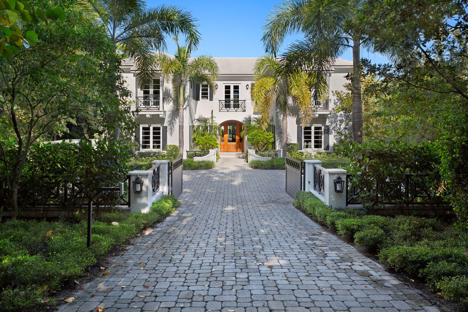 HIDDEN HARBOUR ESTATES - Residential