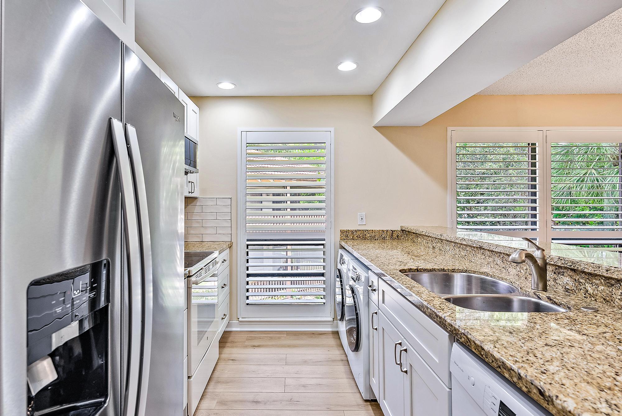 227 Brackenwood Terrace