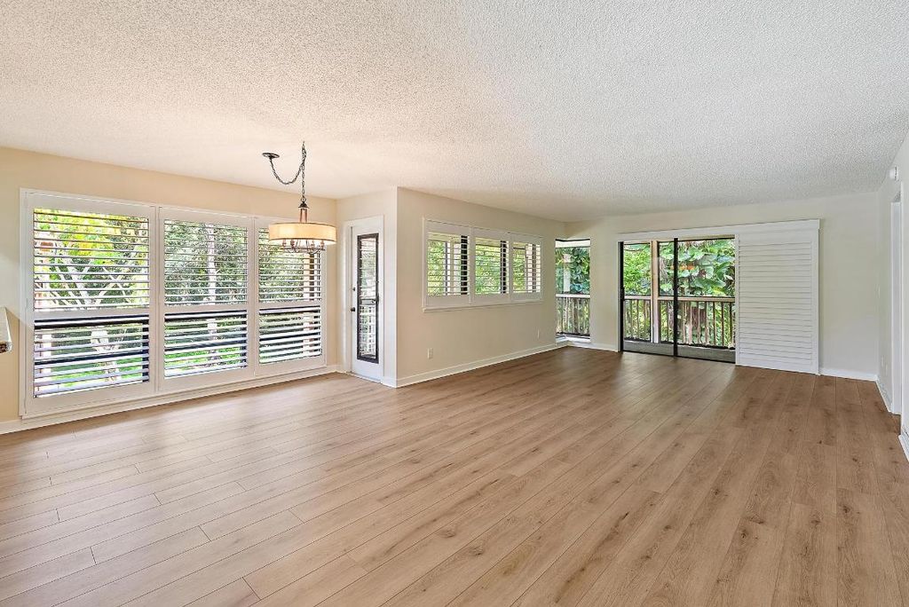 Photo of 227 Brackenwood Terrace, Palm Beach Gardens, FL 33418 (MLS # R11100287)