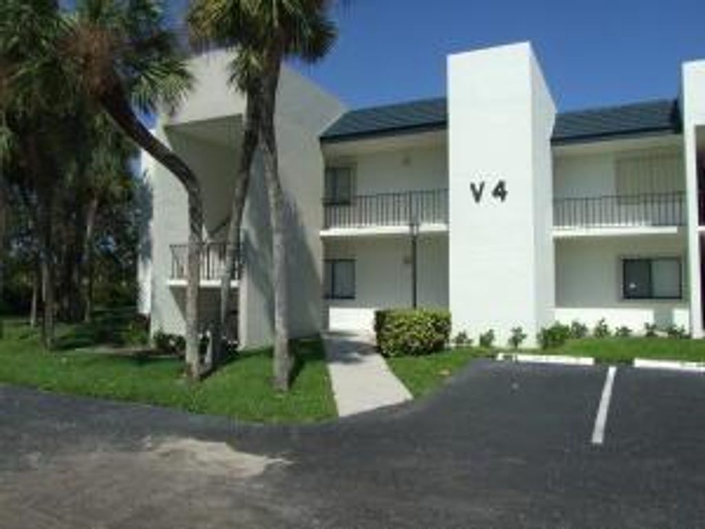 Photo of 1605 S Us Hwy 1 #V4-102, Jupiter, FL 33477 (MLS # R11109800)