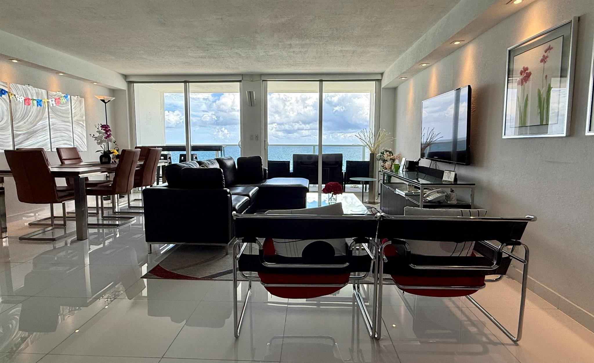 LA MER ESTATES EAST CONDO - Residential Lease