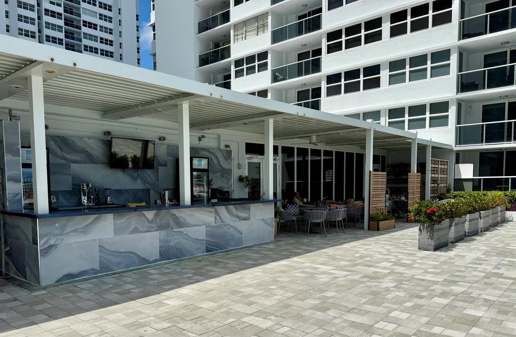 LA MER ESTATES EAST CONDO - Residential Lease