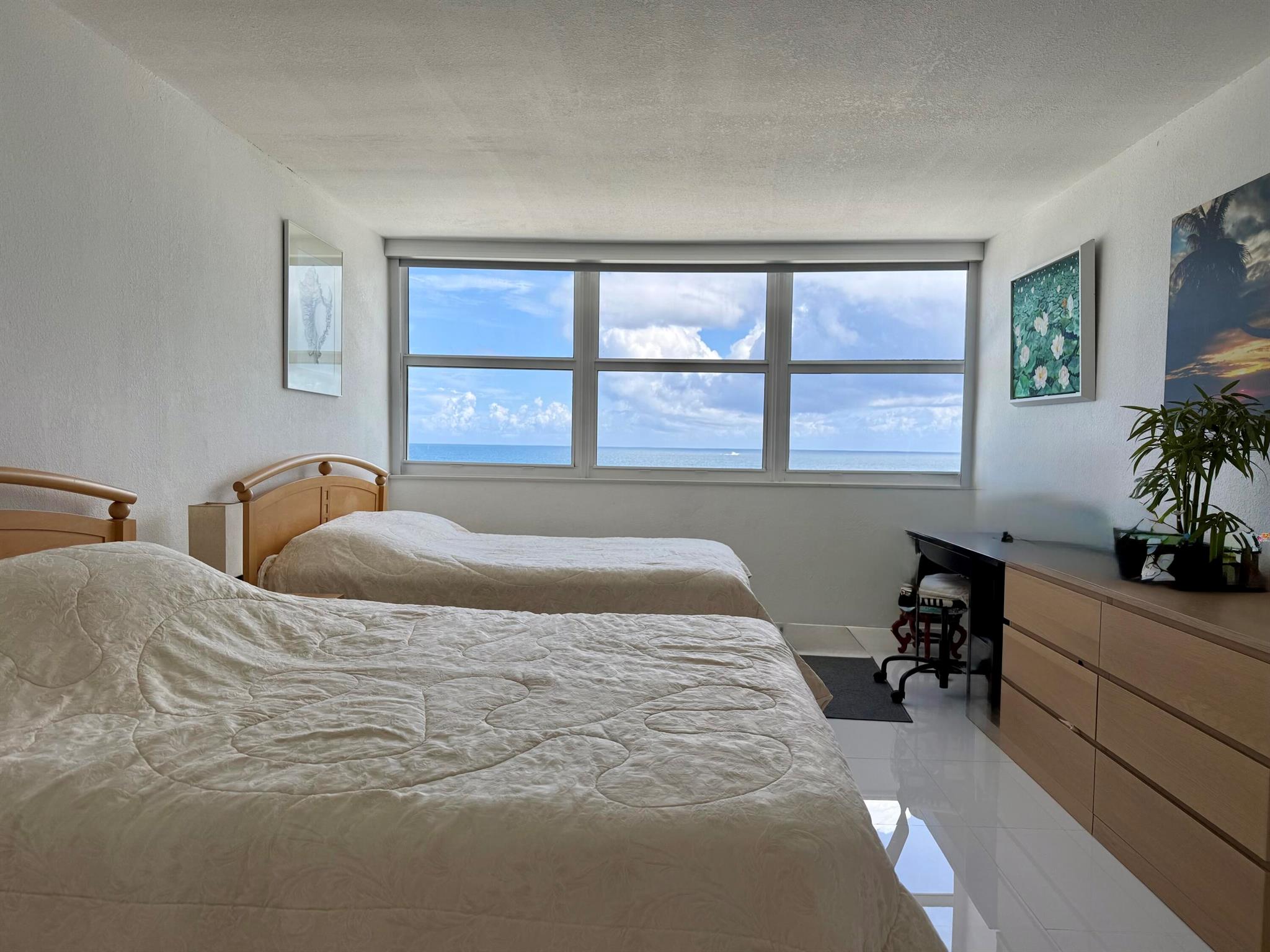 LA MER ESTATES EAST CONDO - Residential Lease