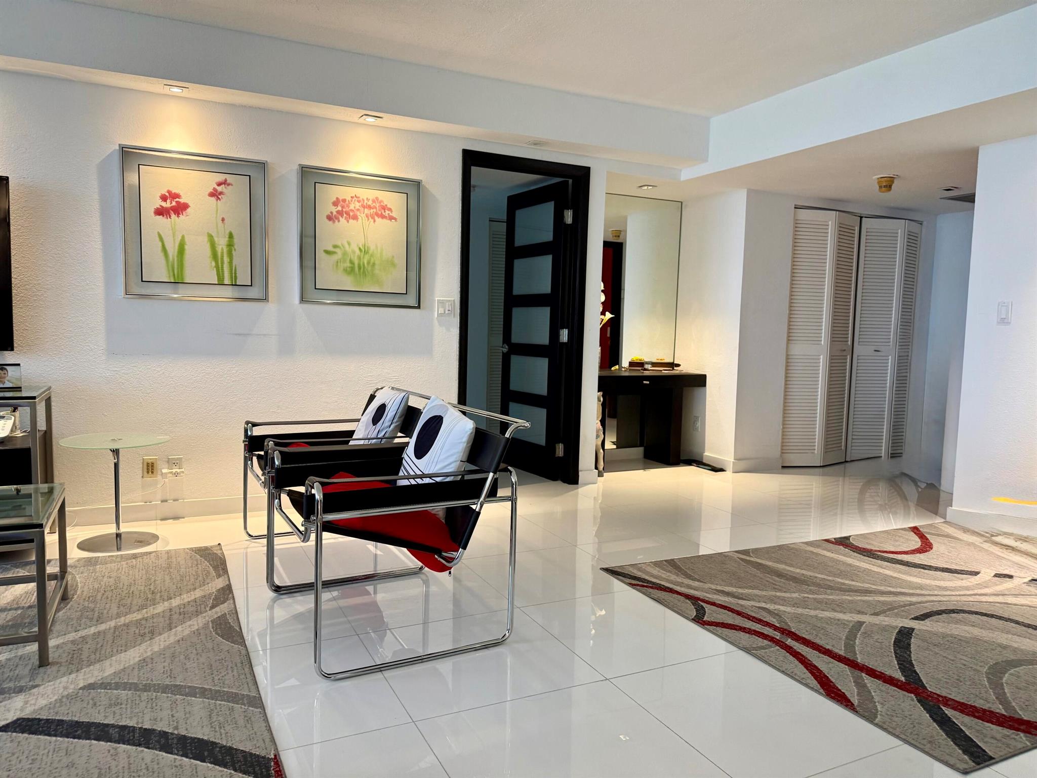 LA MER ESTATES EAST CONDO - Residential Lease