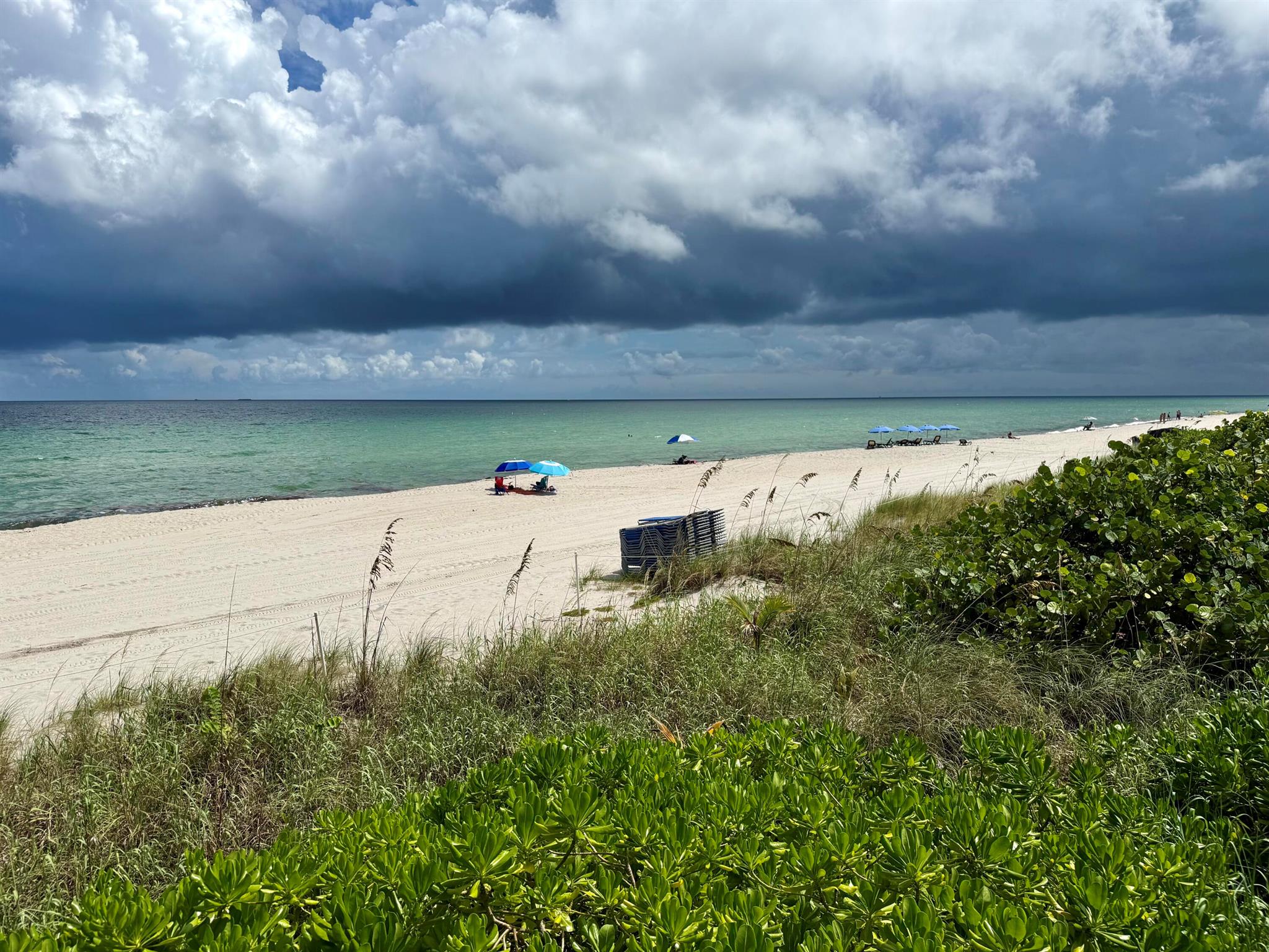 LA MER ESTATES EAST CONDO - Residential Lease