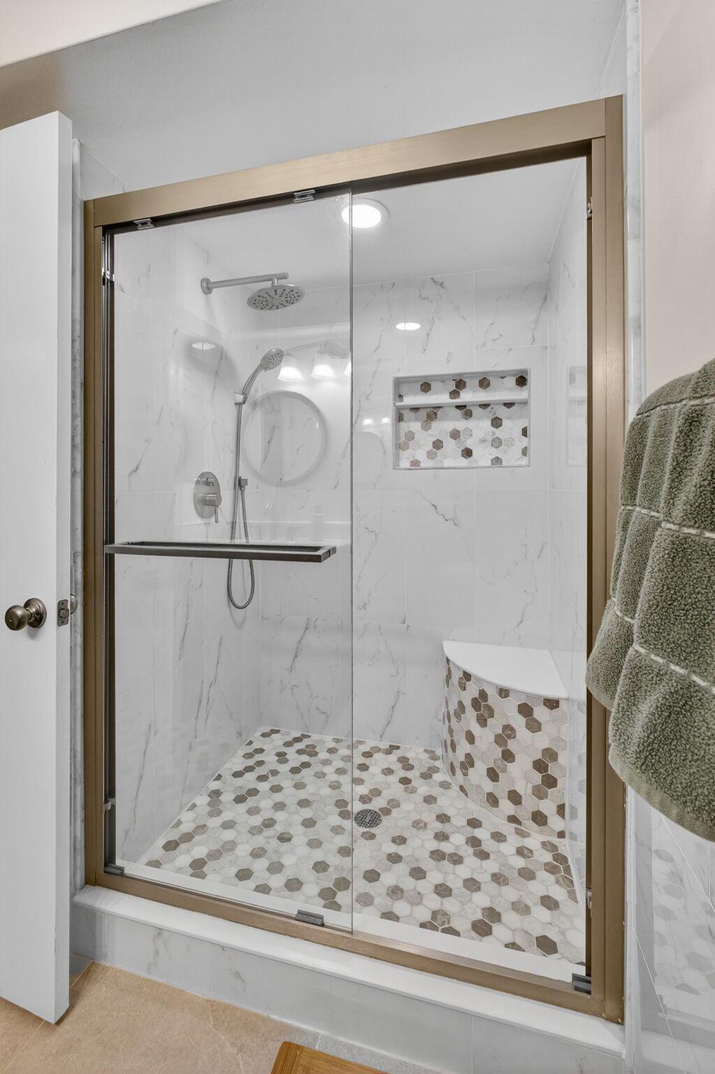 GOLF VILLAS CONDO - Residential