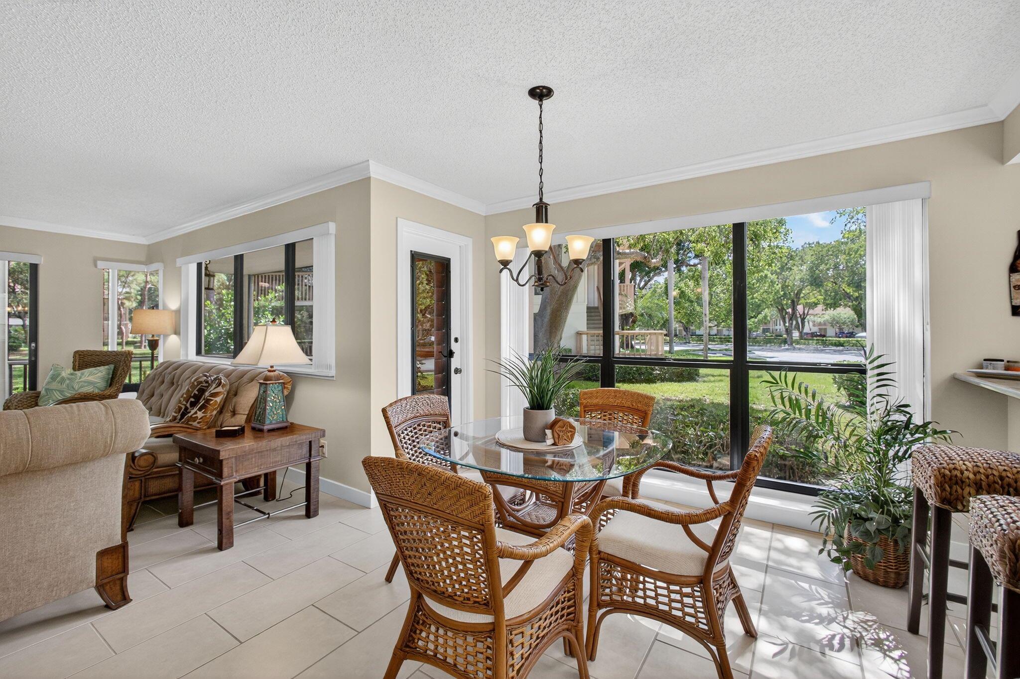 113 Brackenwood Road