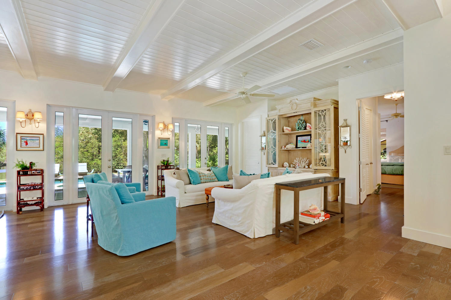 CAPTAINS KEY - Residential